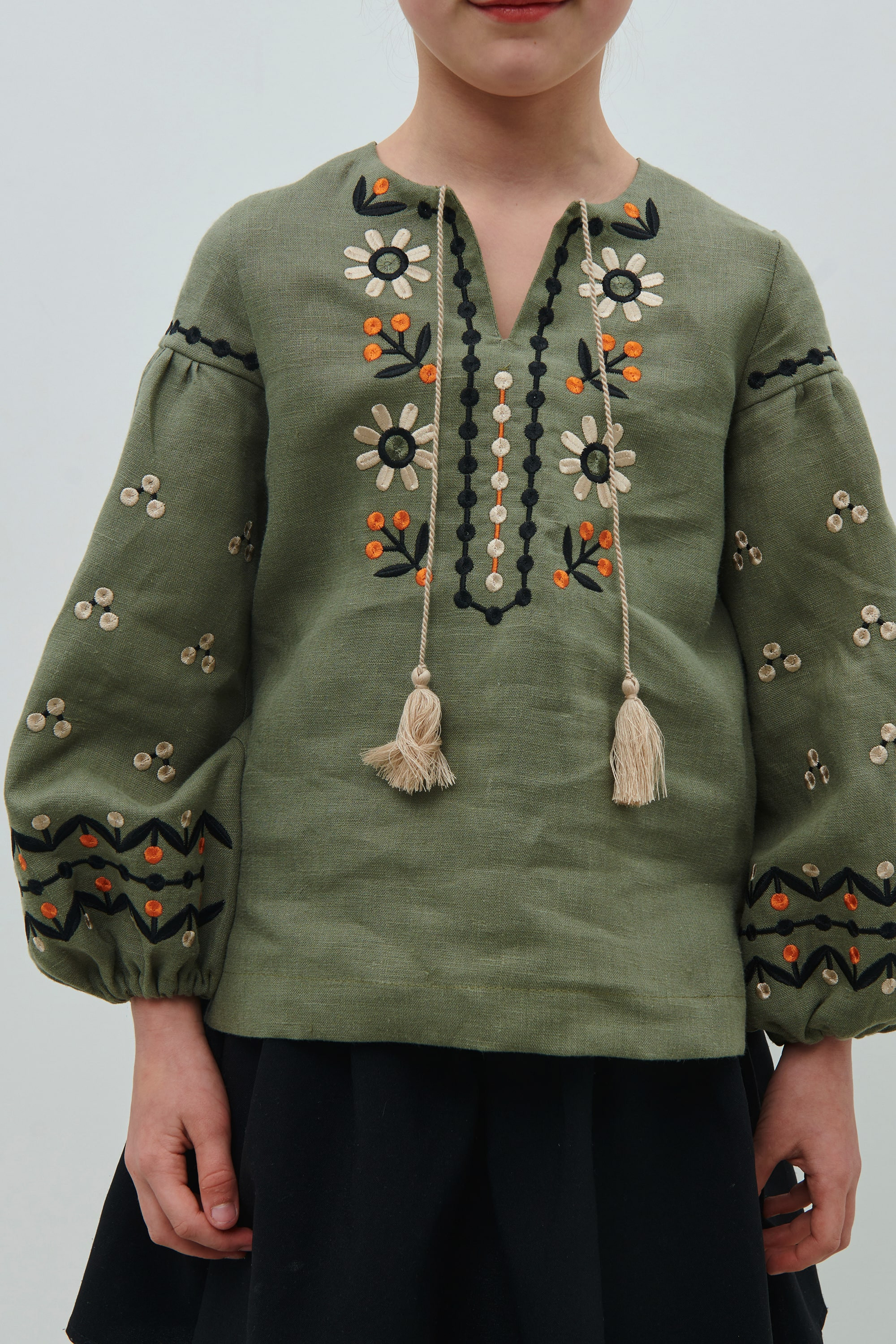 Green linen blouse for girls Rozkvit