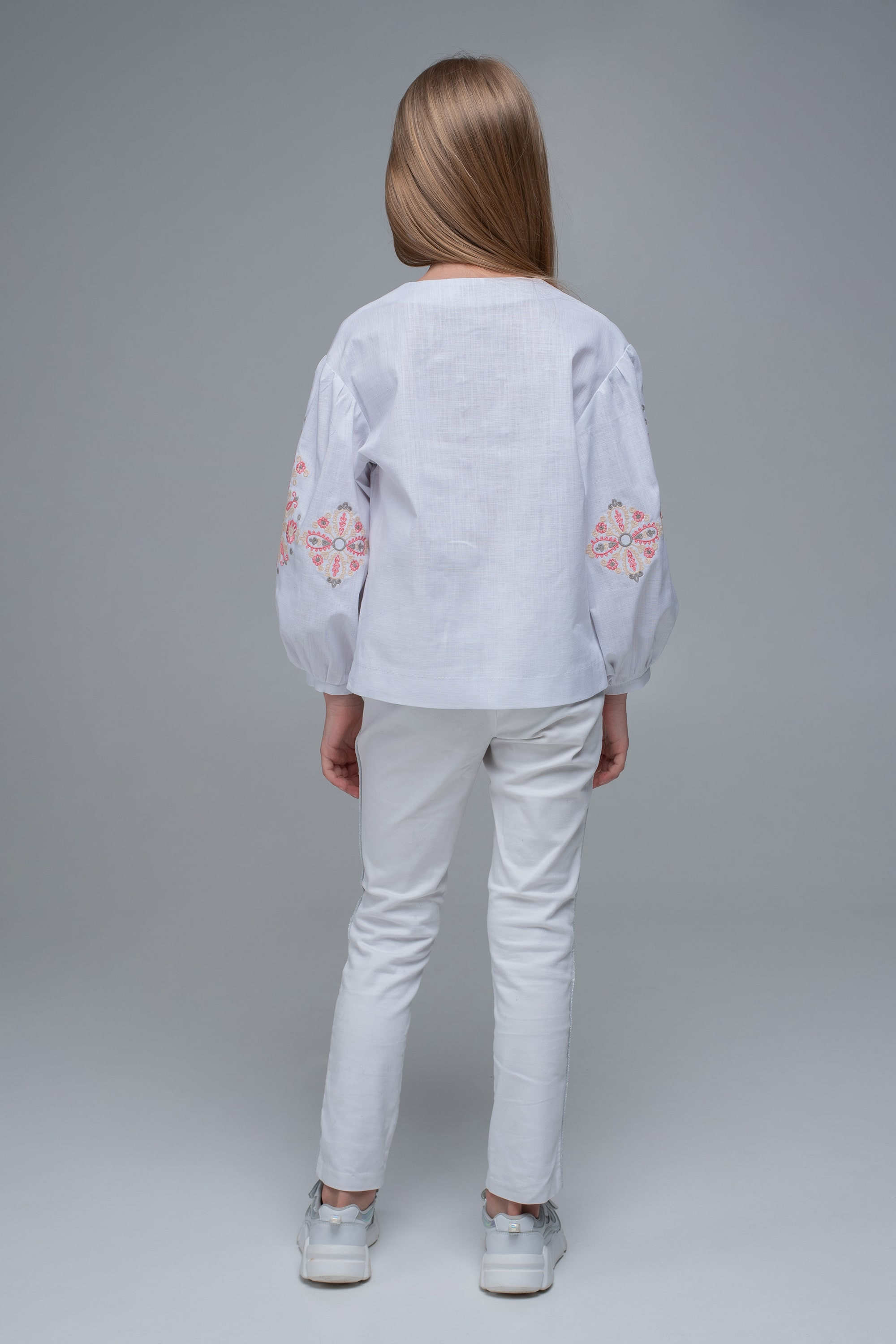 Embroidered blouse for girls White1 | 110