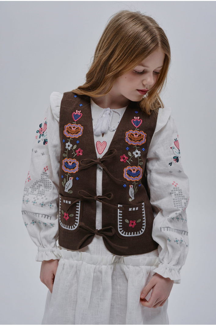 Embroidered brown vest for girl Malvy | 116-122