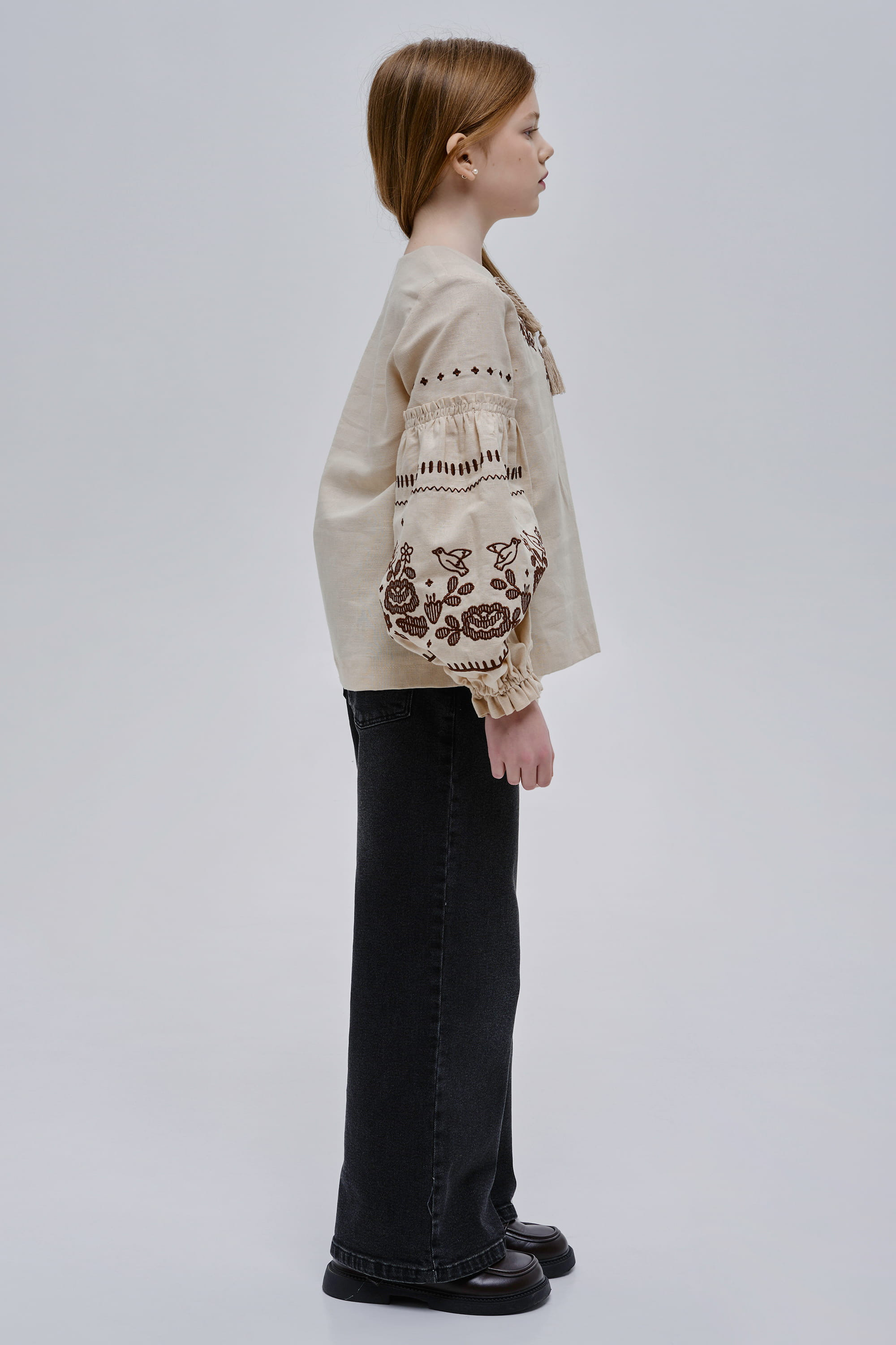 Girls’ Beige Embroidered Blouse Huli-Huli | 110