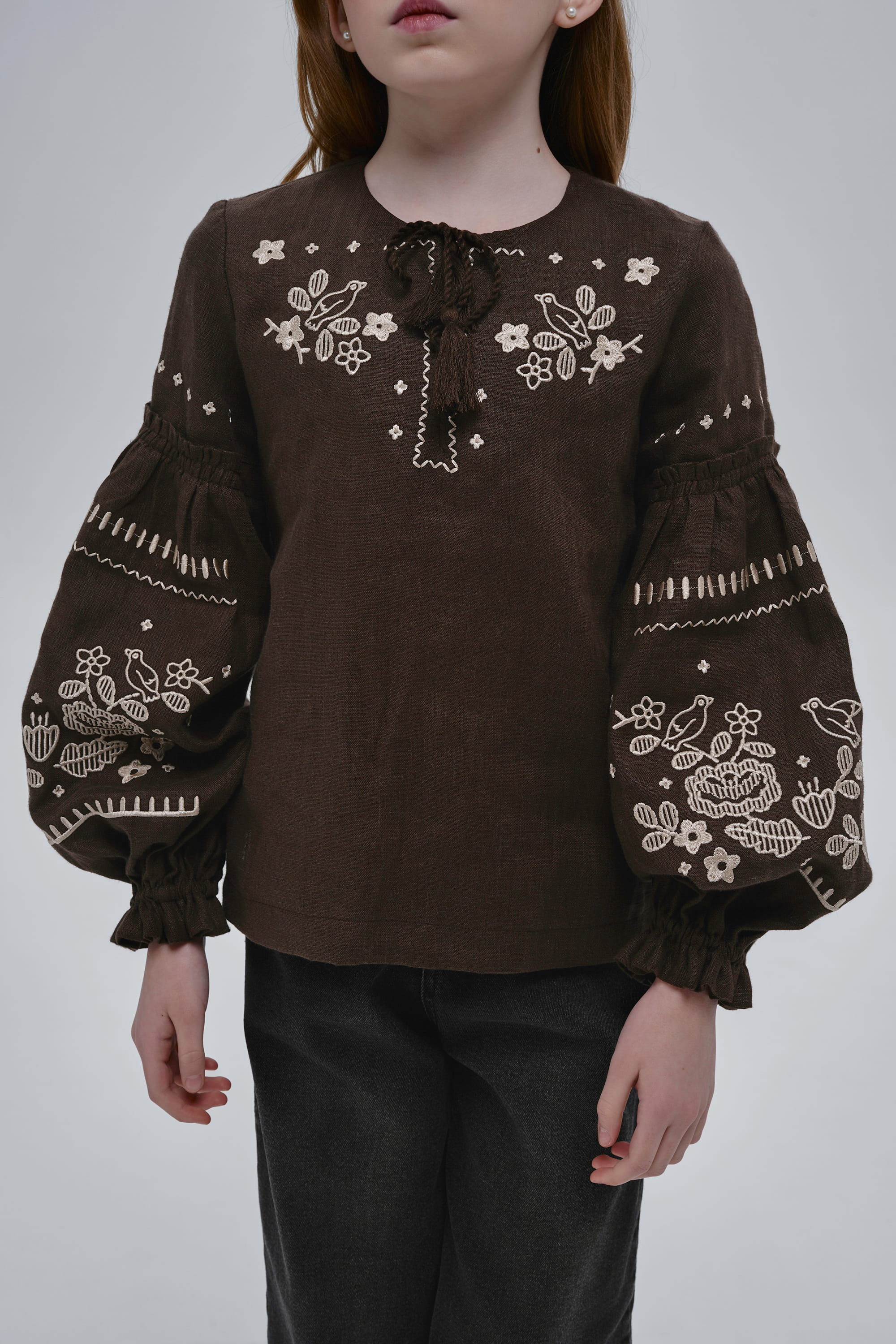 Embroidered brown blouse for girl Guli-Guli | 110