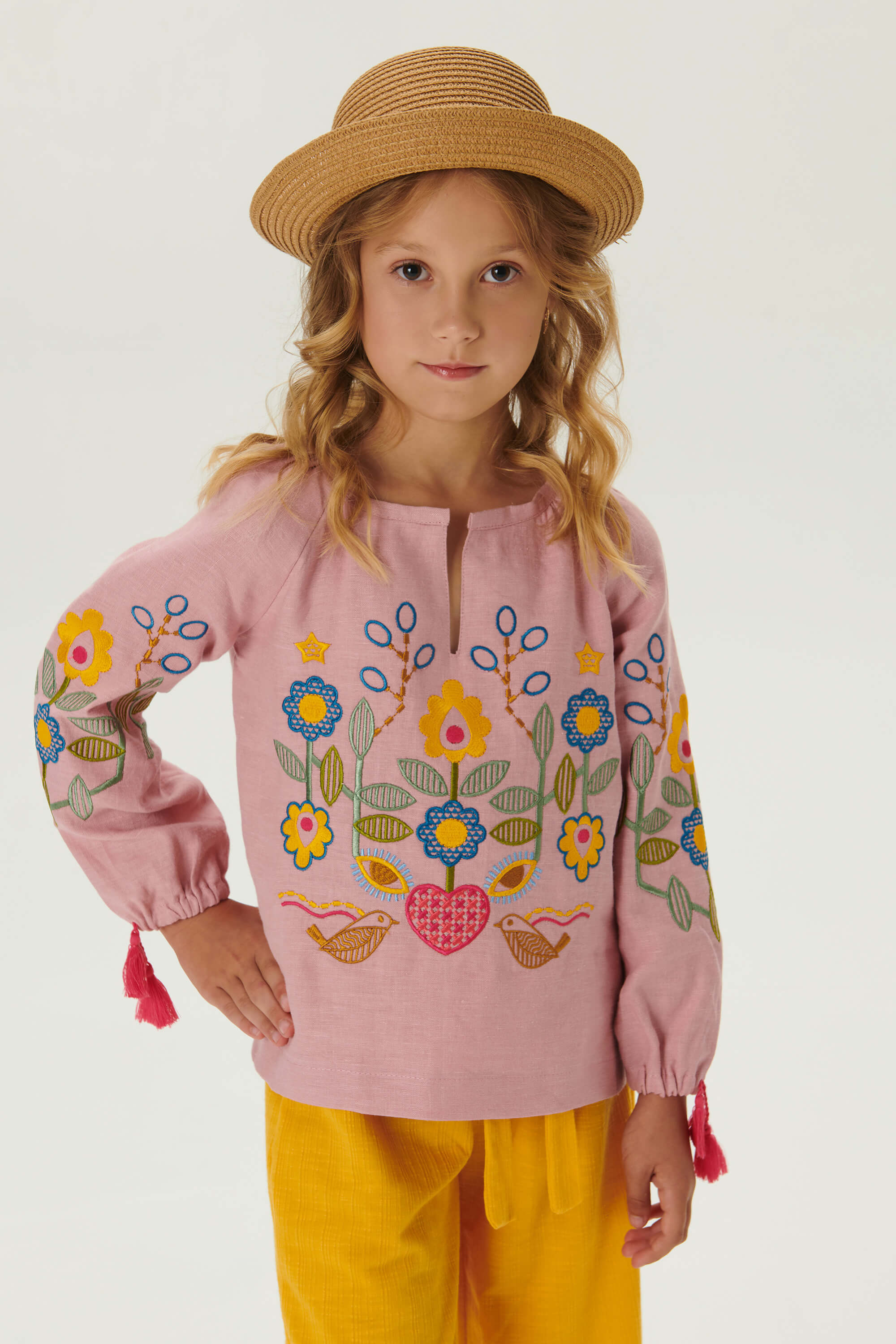 Embroidered shirt for girls Love Ukraine | 146 Embroidered shirt for girls Love Ukraine | 146