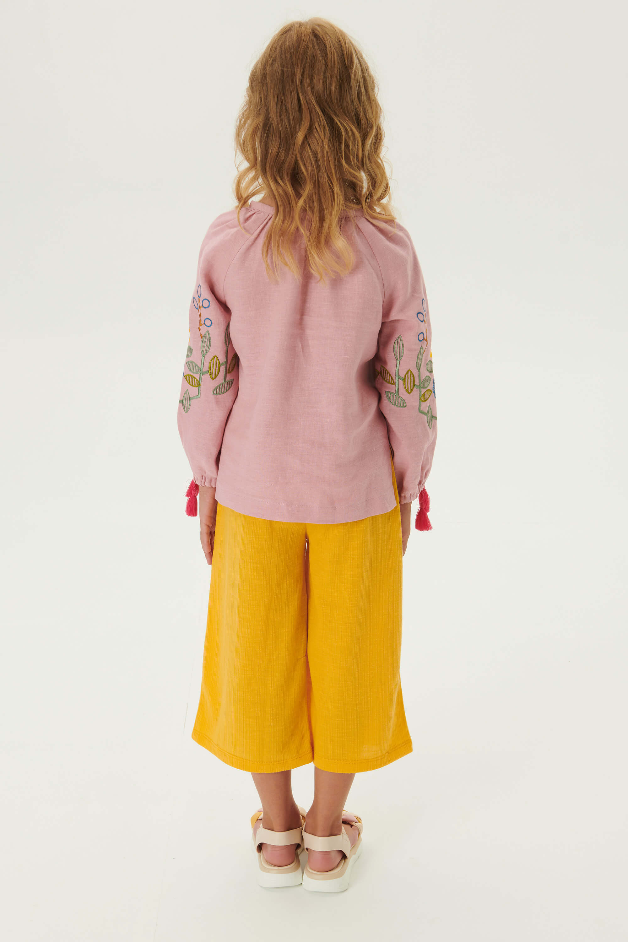 Embroidered shirt for girls Love Ukraine | 146 Embroidered shirt for girls Love Ukraine | 146