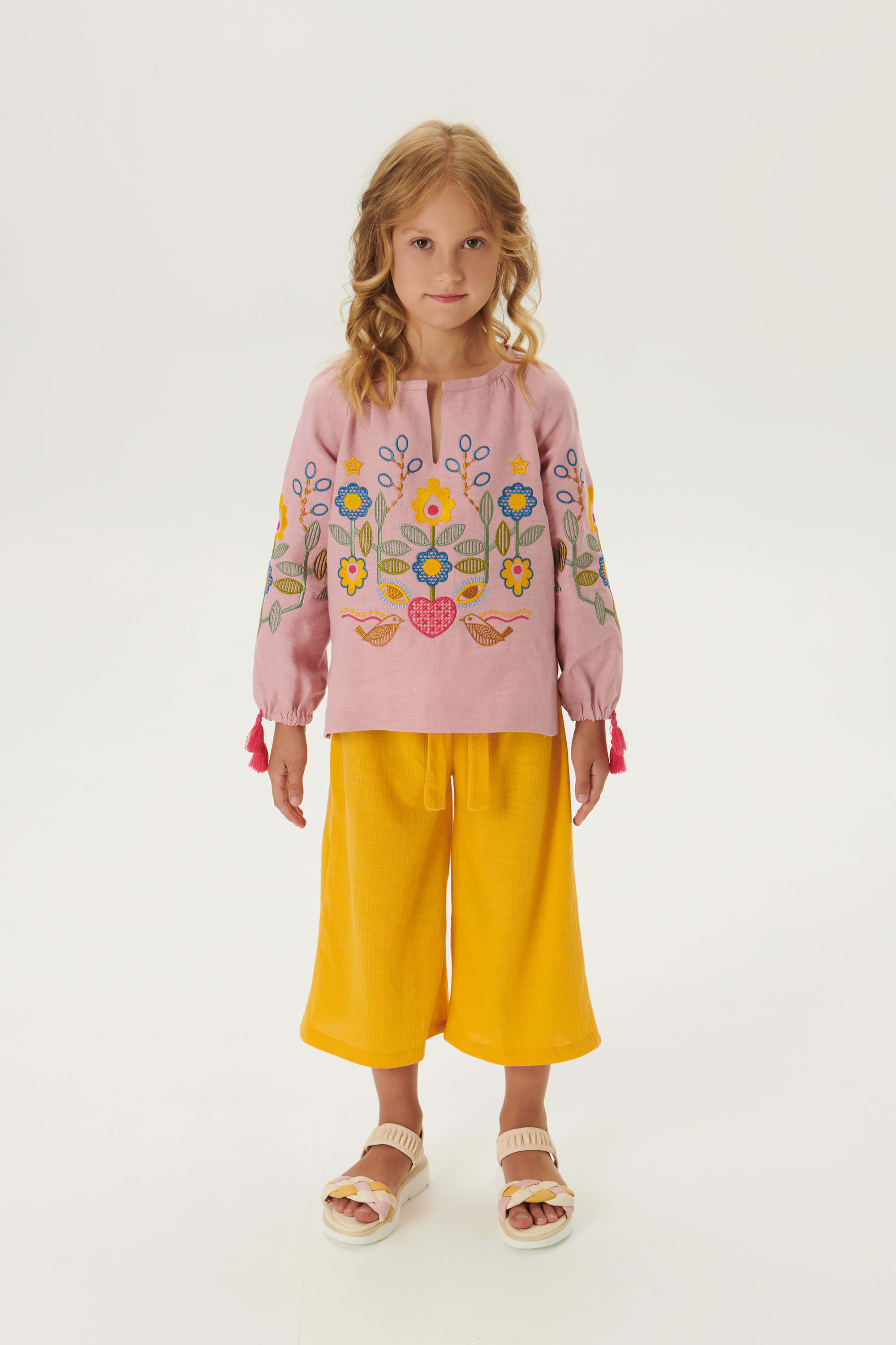 Embroidered shirt for girls Love Ukraine | 146 Embroidered shirt for girls Love Ukraine | 146