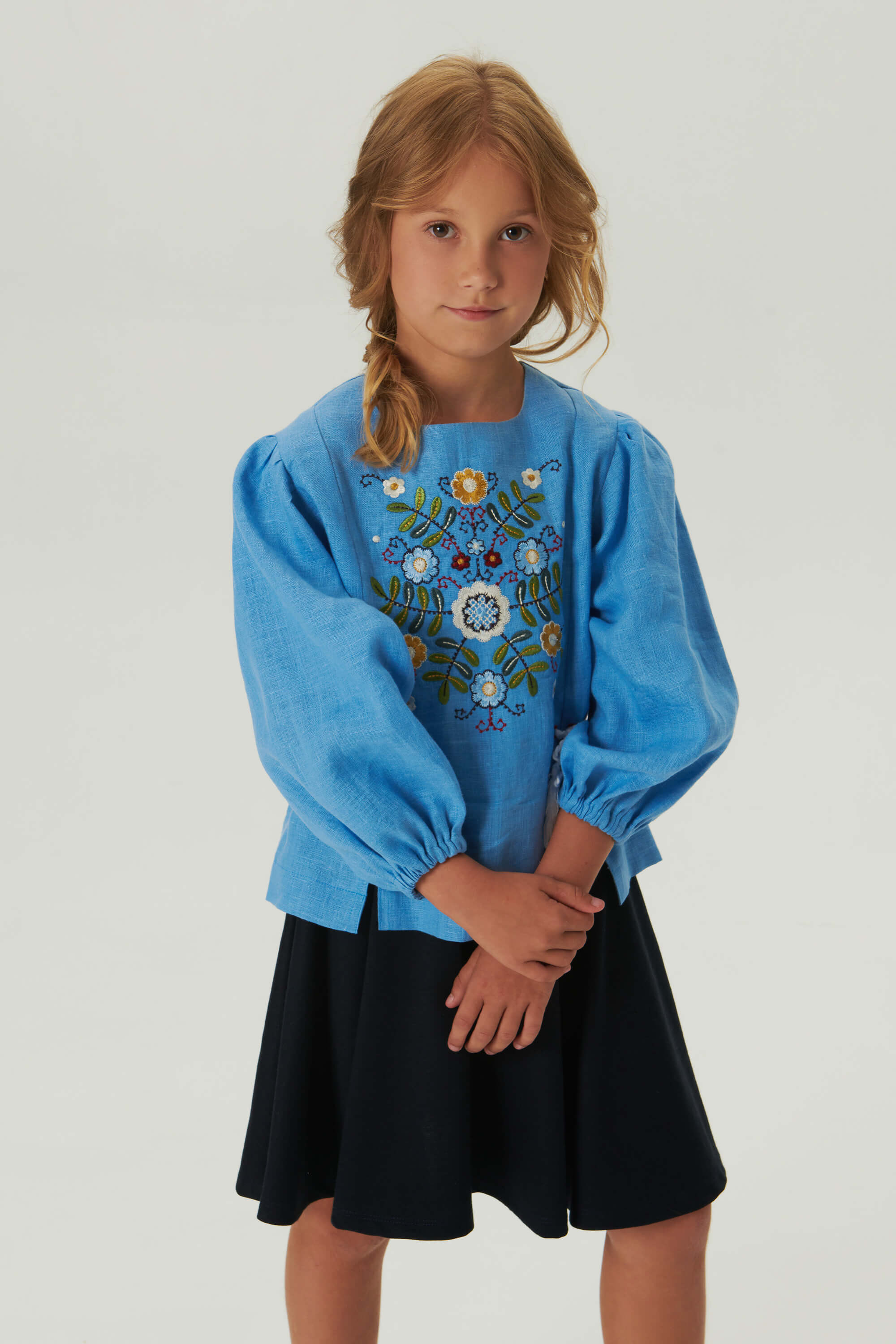 Embroidered blouse for a girl Spring 3