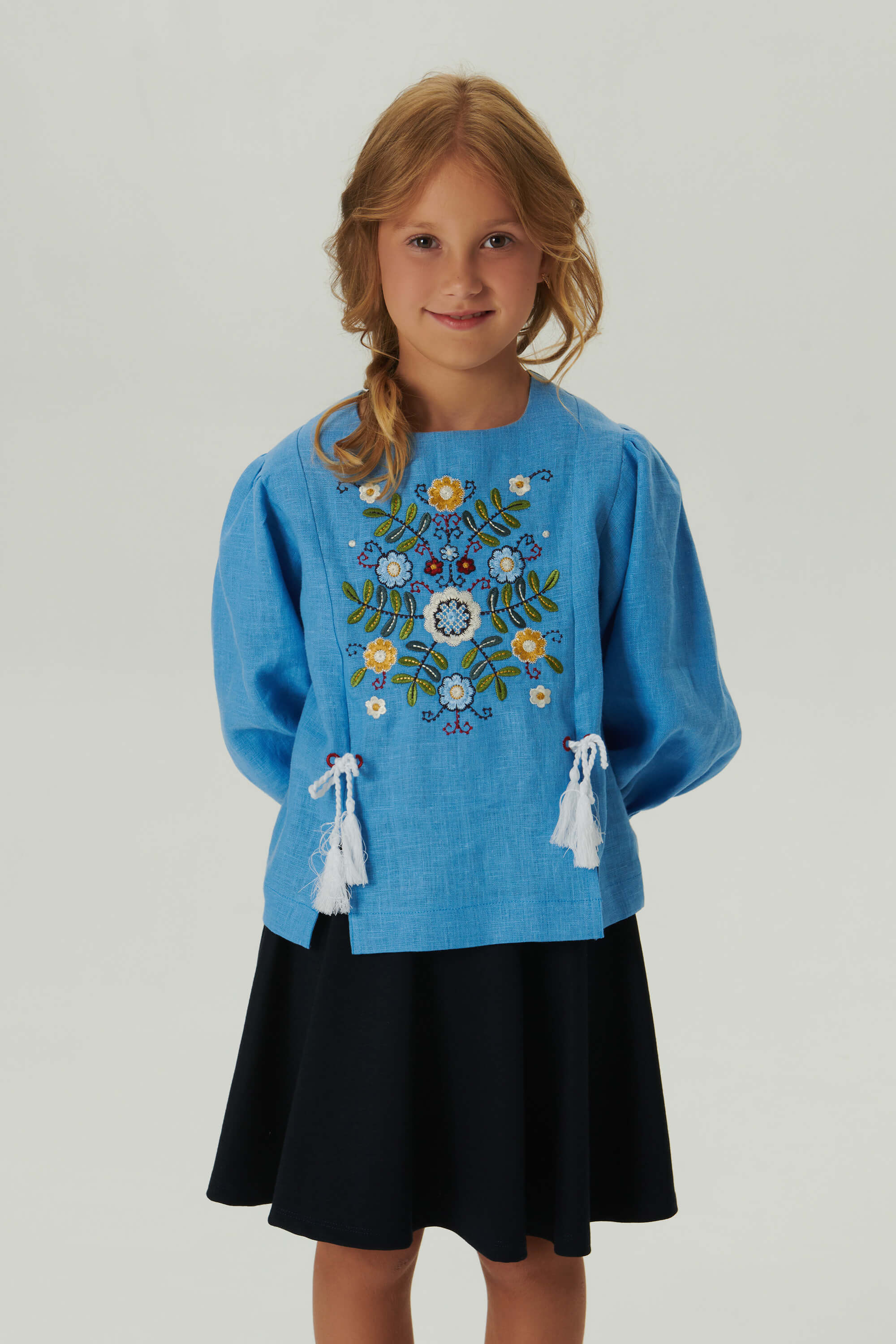 Embroidered blouse for a girl Spring 3