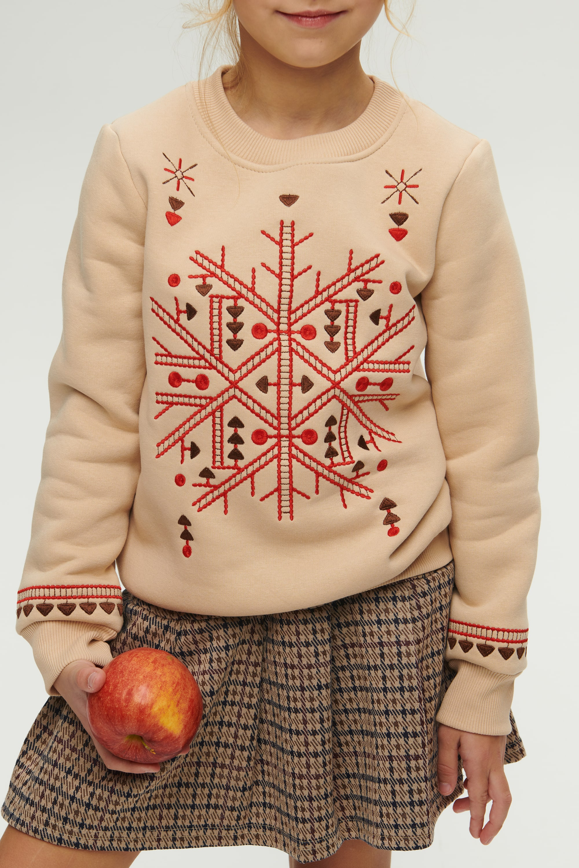 Christmas beige sweatshirt for a girl