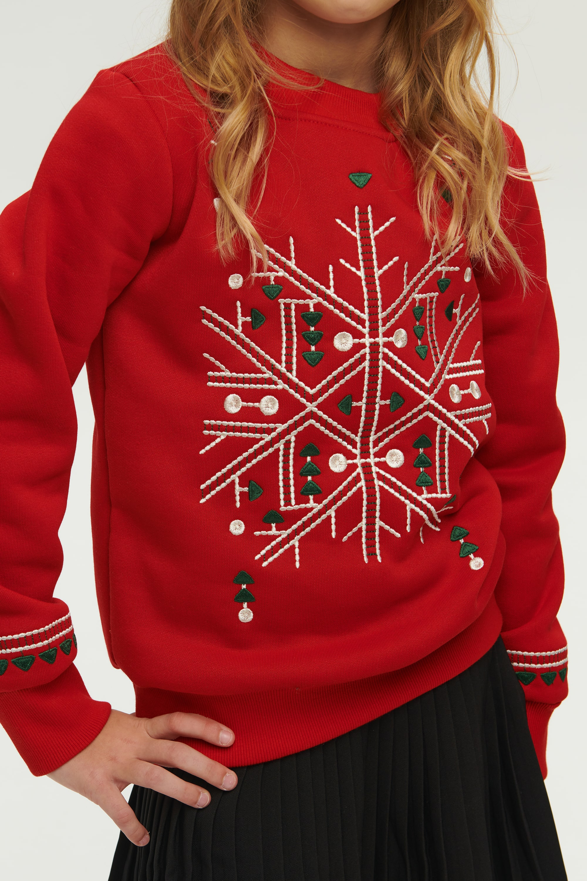 Christmas red sweatshirt for a girl | 80
