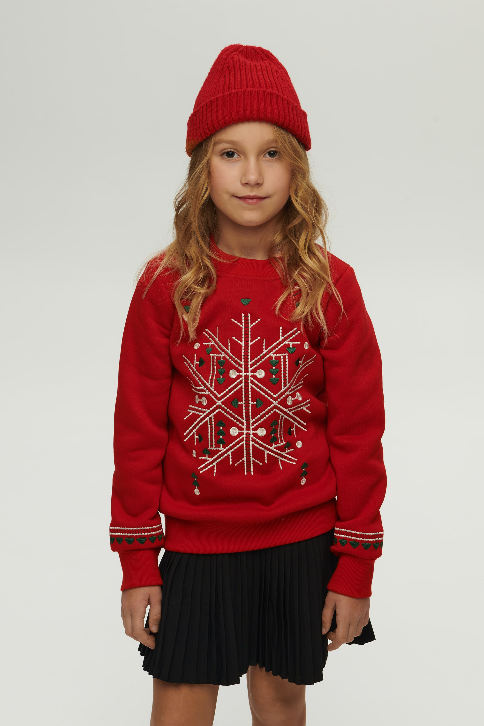 Christmas red sweatshirt for a girl | 80