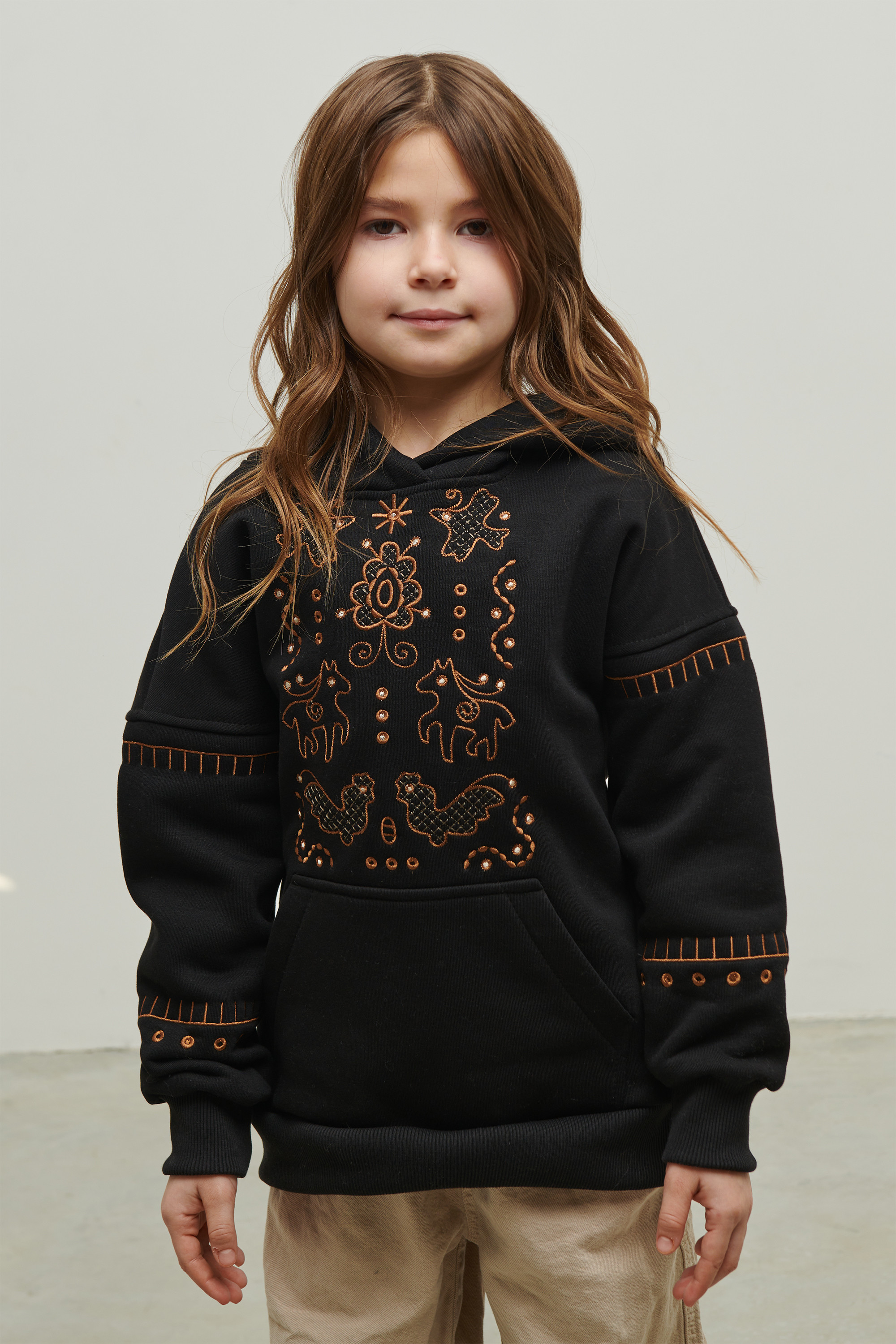 Black hoodie for girls Svyatko