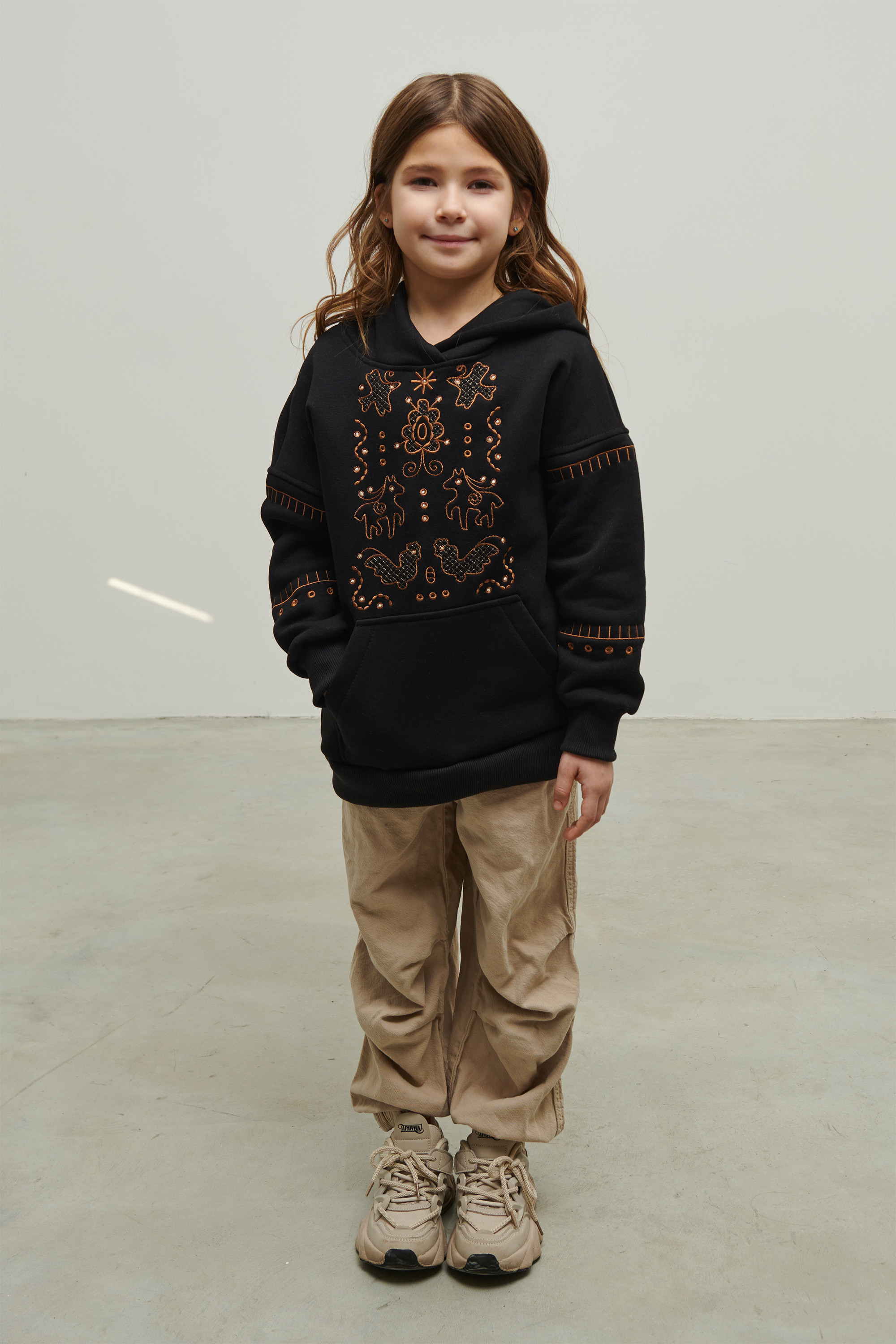 Black hoodie for girls Svyatko