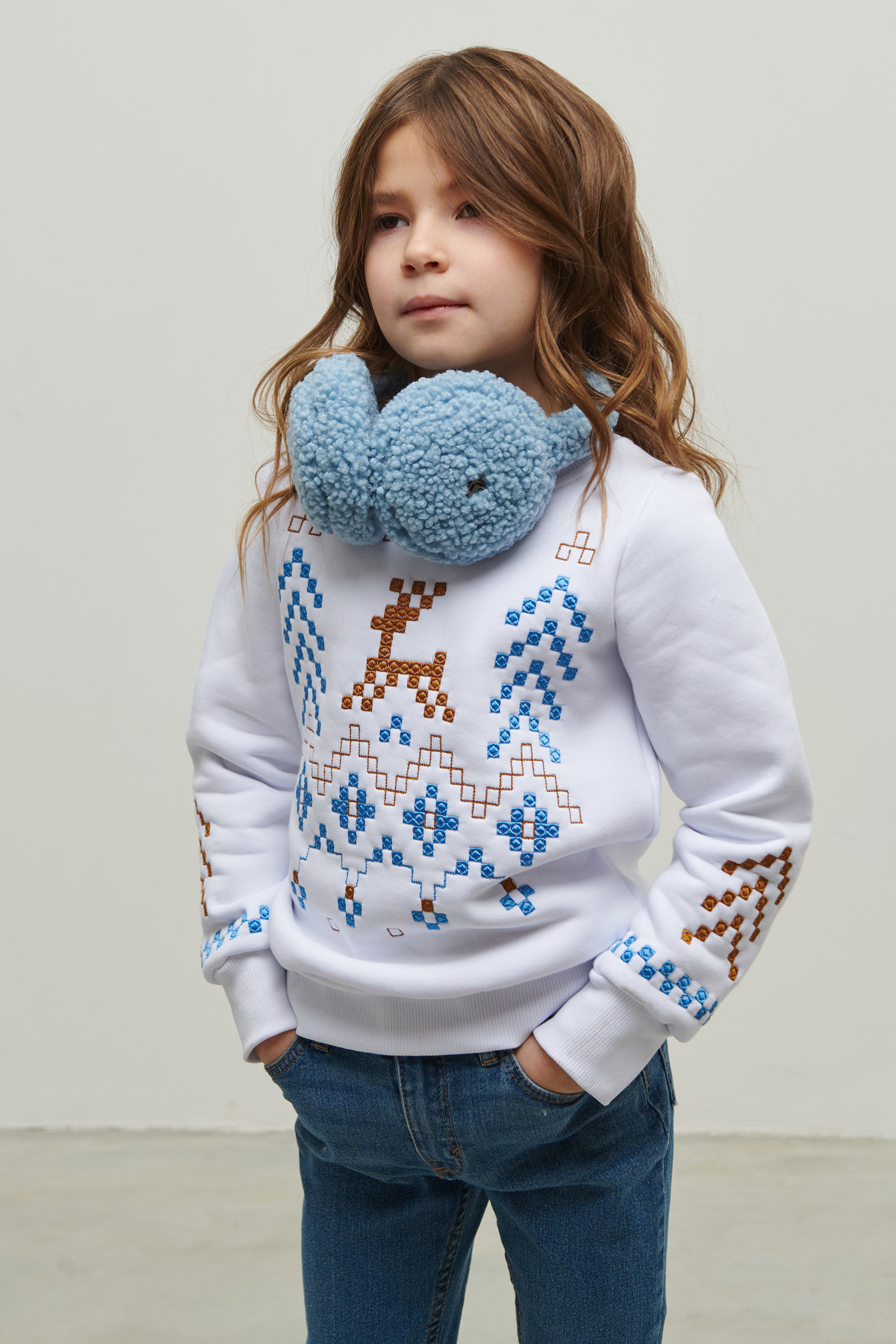 Christmas white sweatshirt for girls December | 80