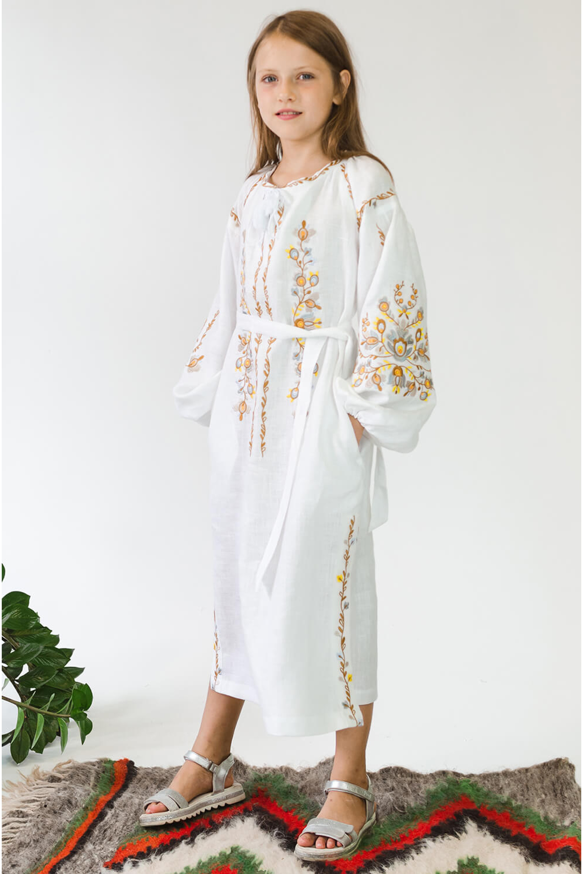 Embroidered dress for girls White 5