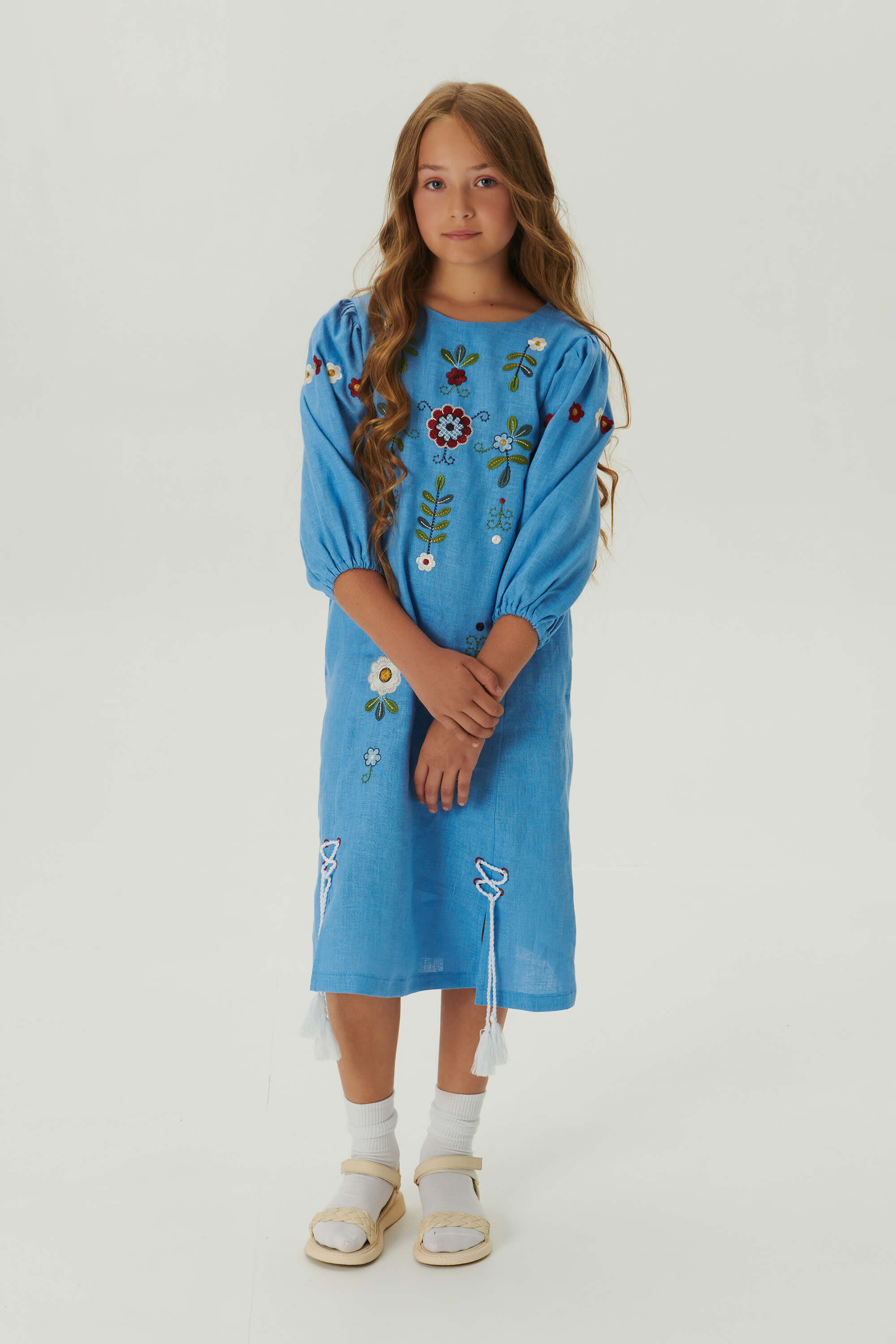 Embroidered dress for a girl Spring  3