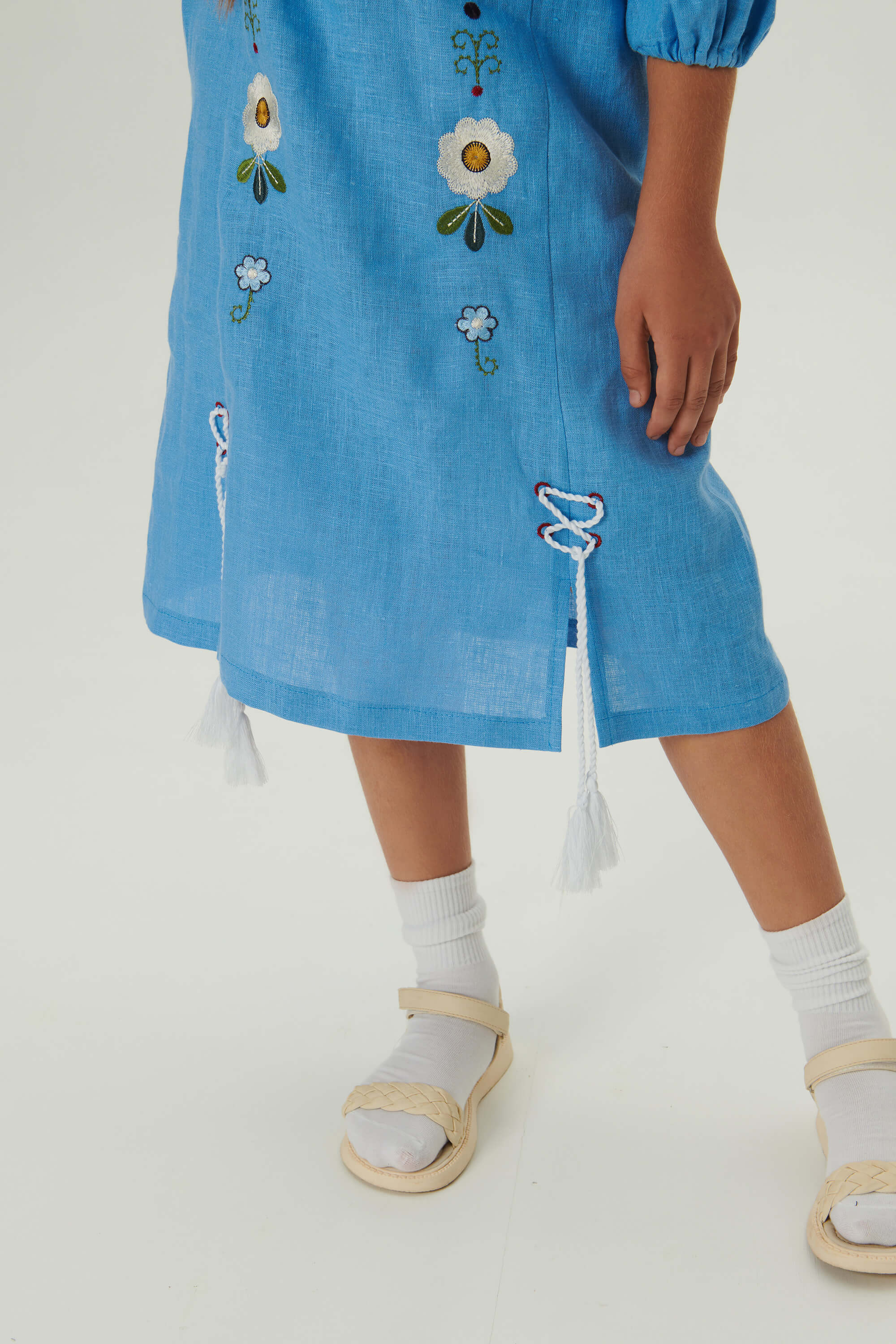 Embroidered dress for a girl Spring  3 | 128