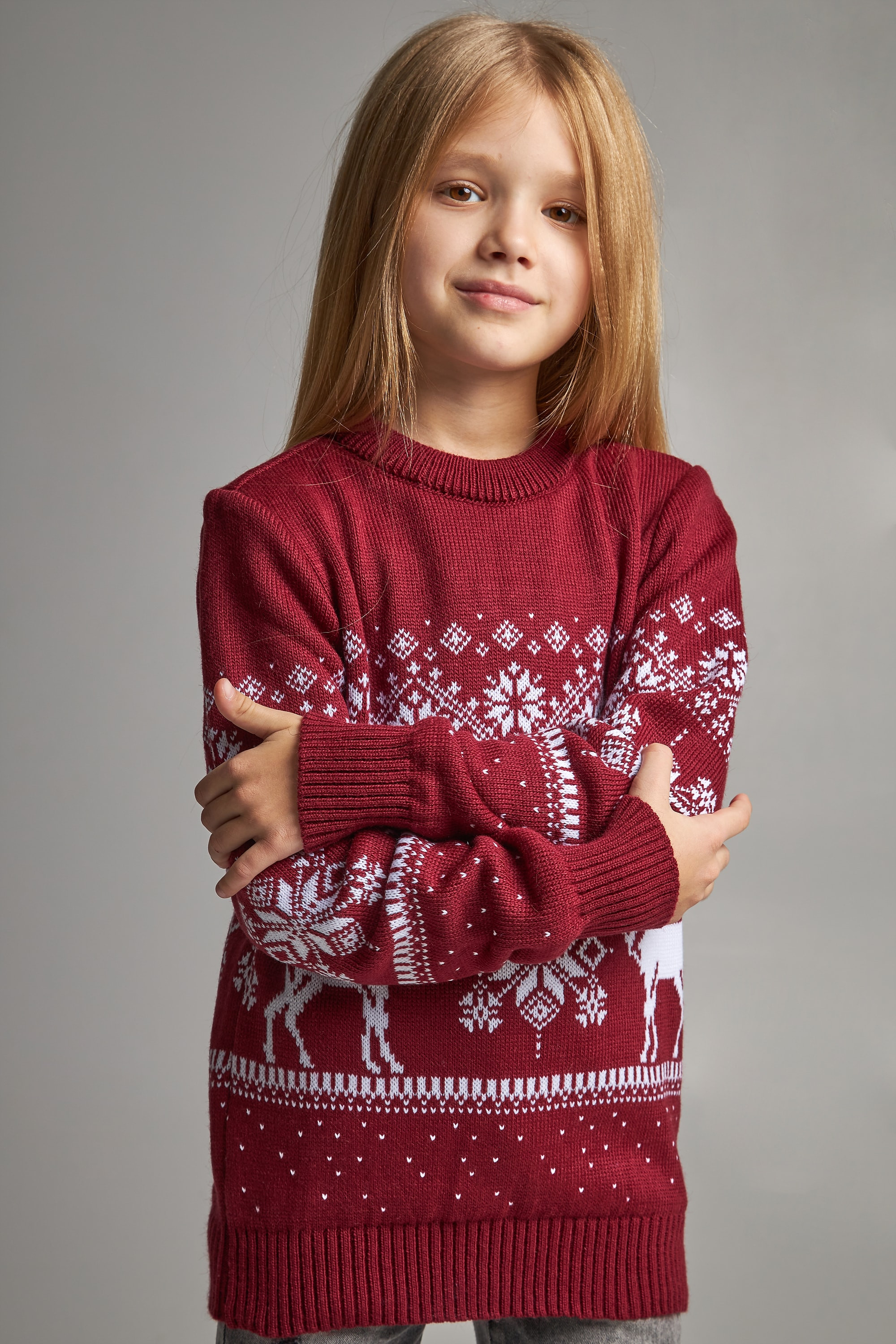 Knitted sweater for a girl snowflakes with deer burgundy | 104-110