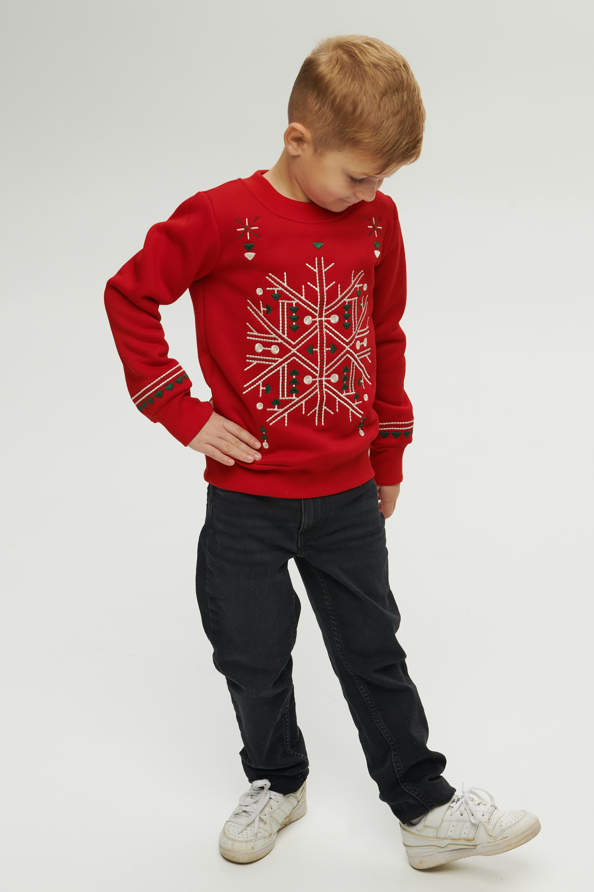 Christmas red sweatshirt for a boy | 80