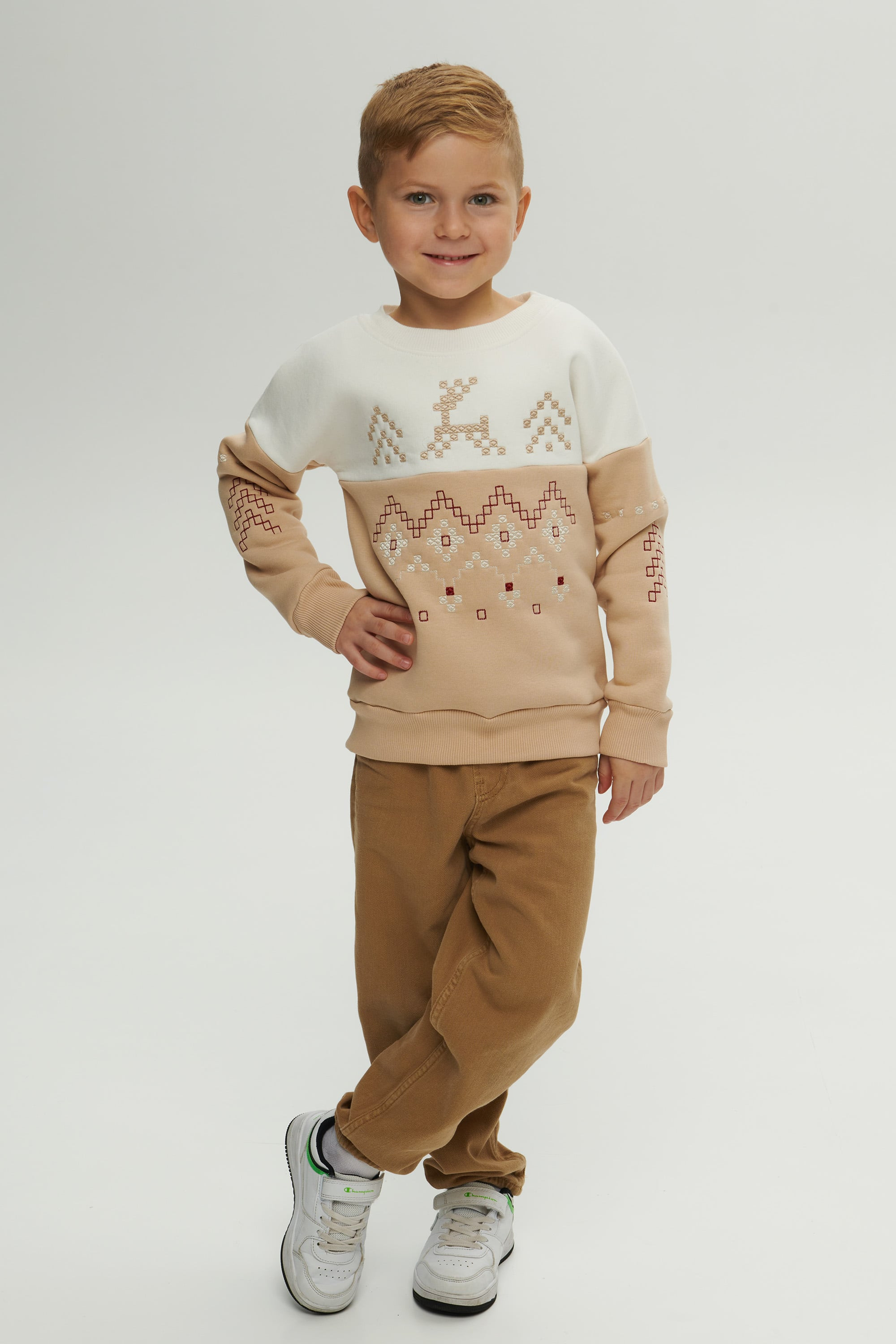 Christmas beige sweatshirt for a boy December | 80