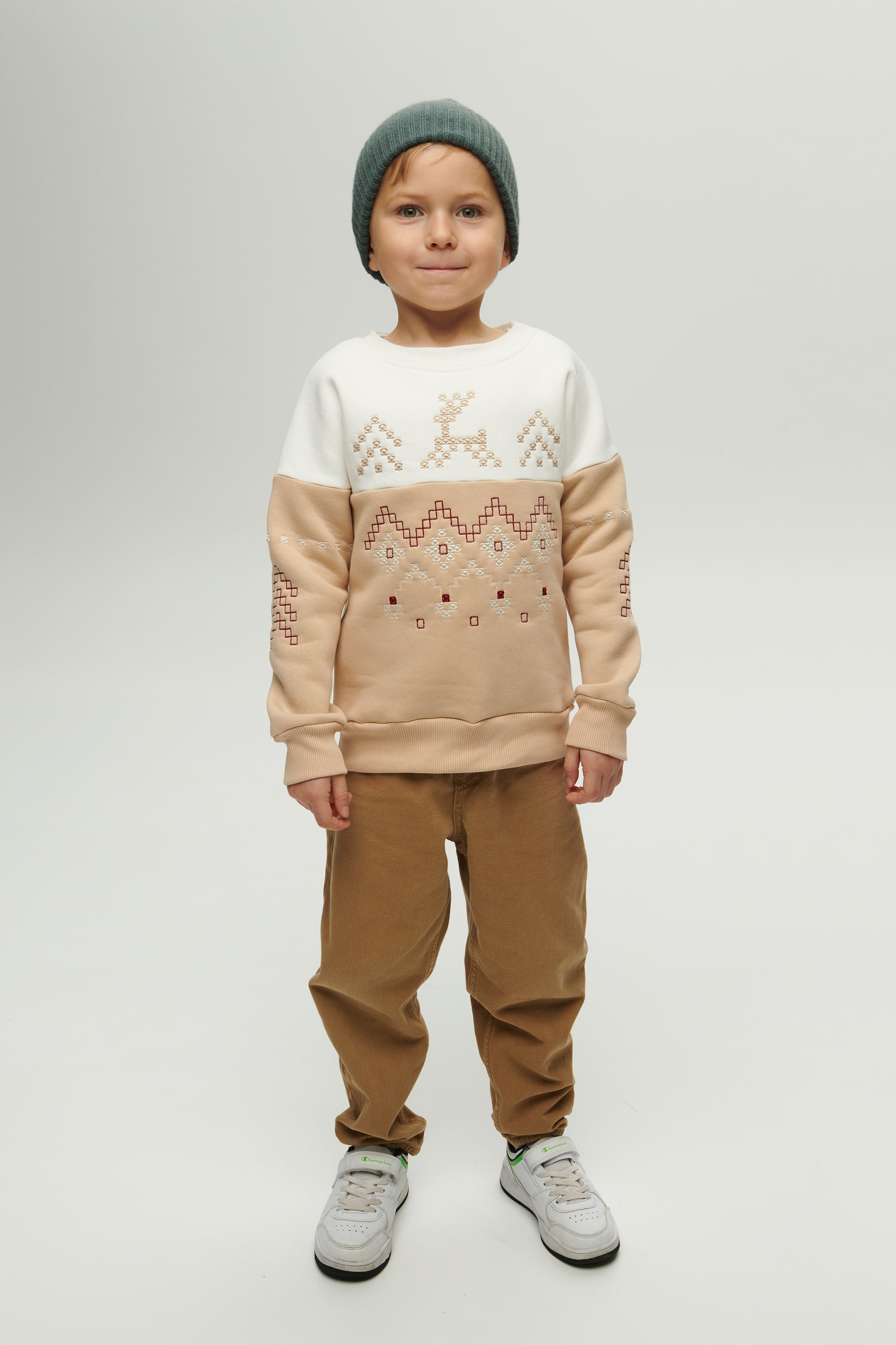 Christmas beige sweatshirt for a boy December | 80