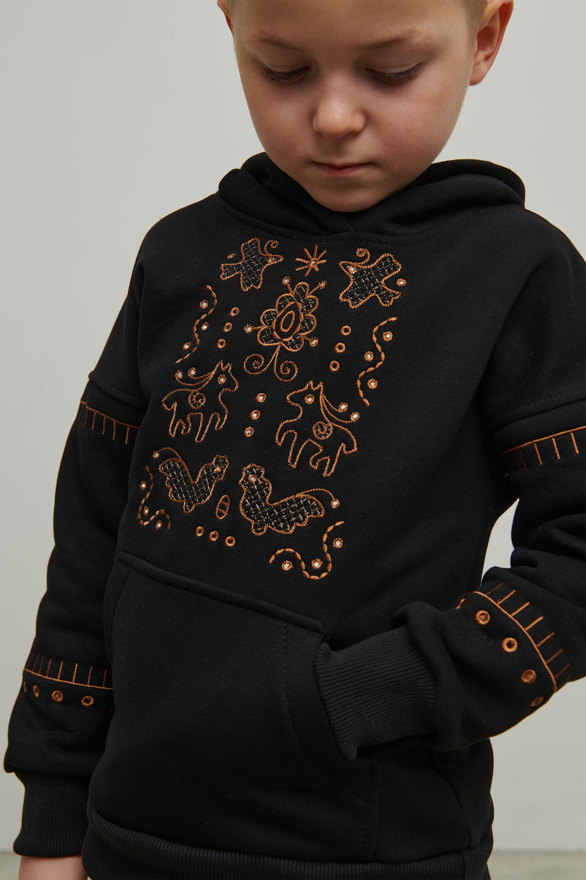 Black hoodie for a boy Svyatko | 110