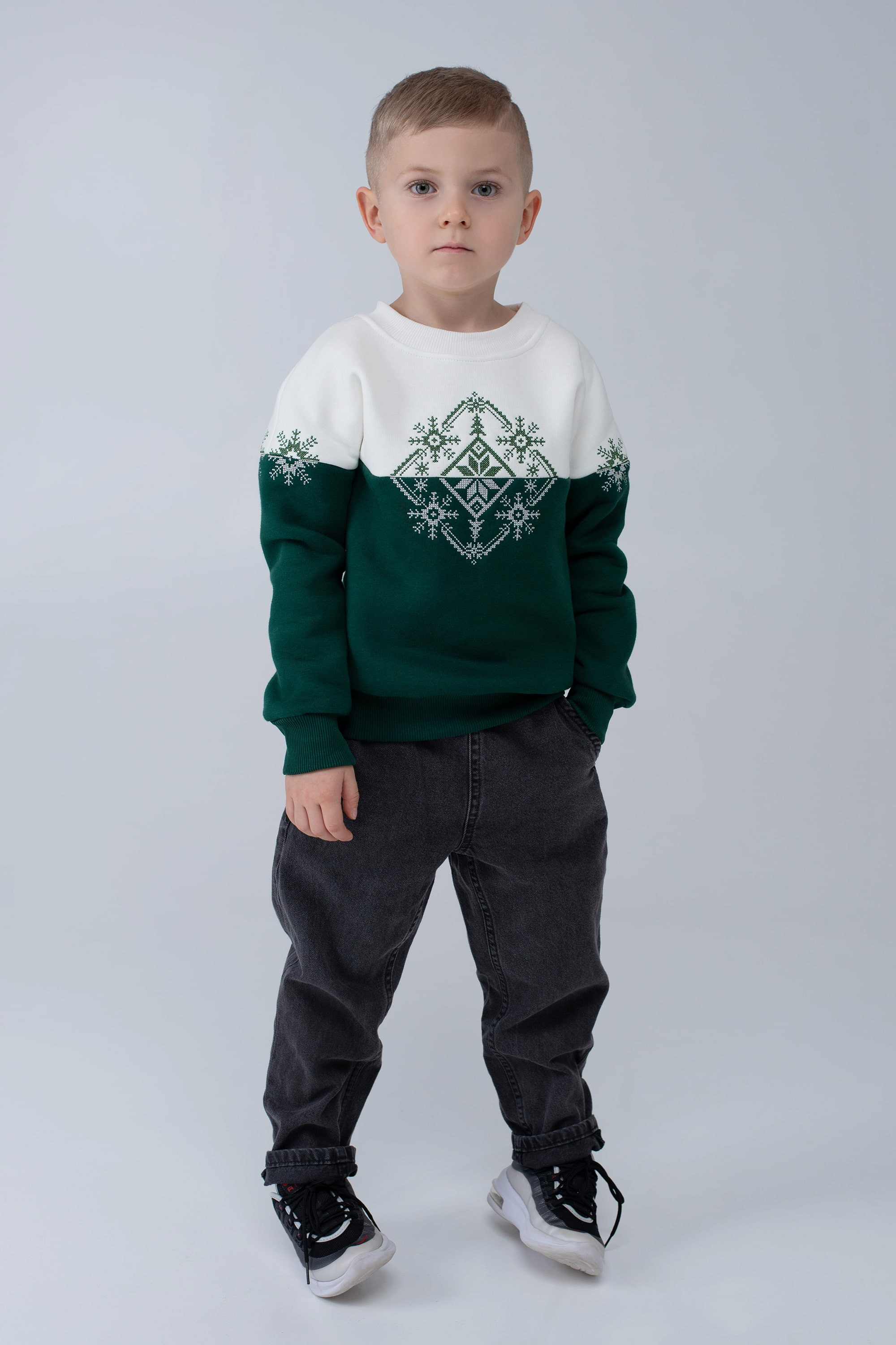 Christmas sweatshirt for a boy Green Snowflake | 80