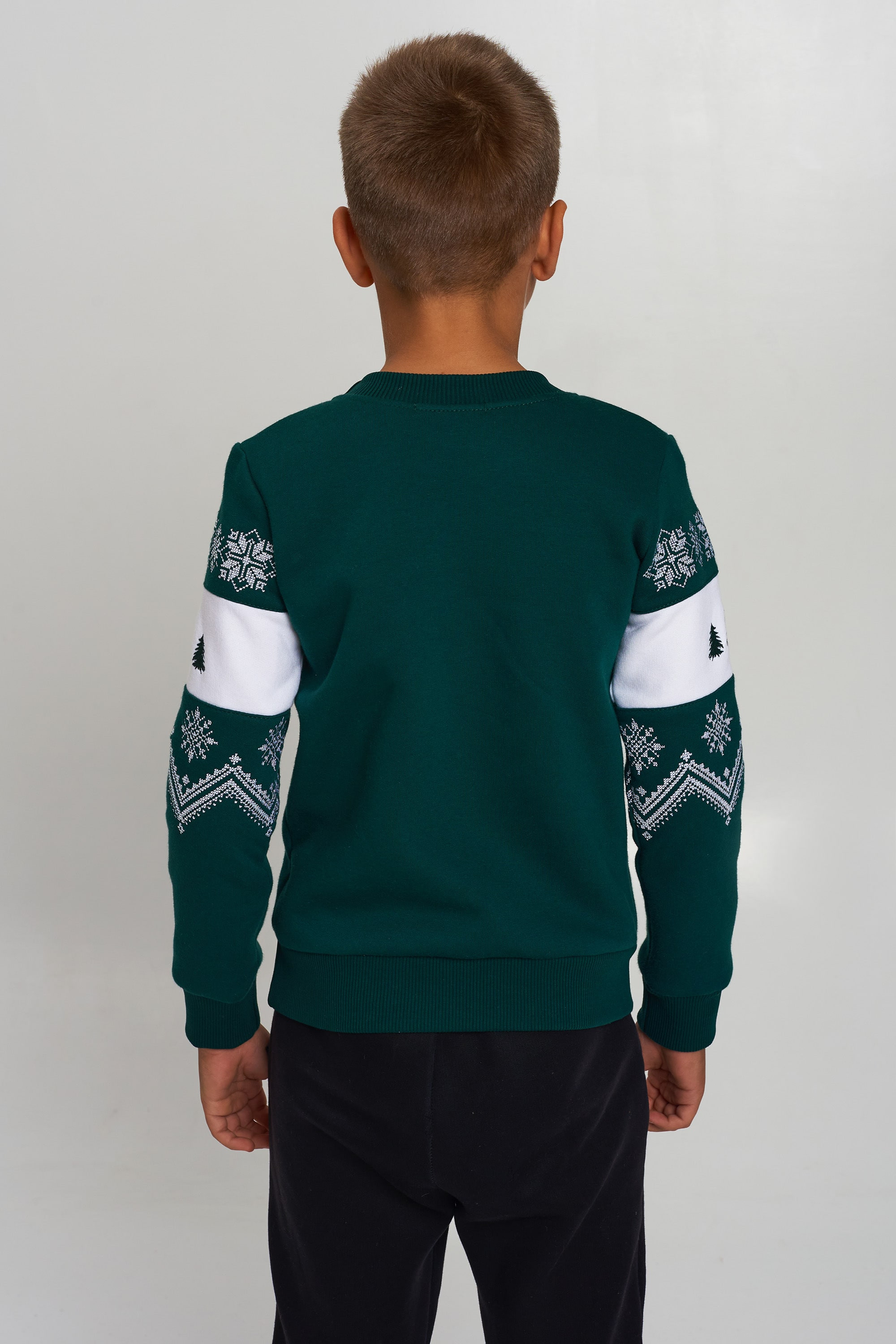 Christmas sweatshirt for a boy green