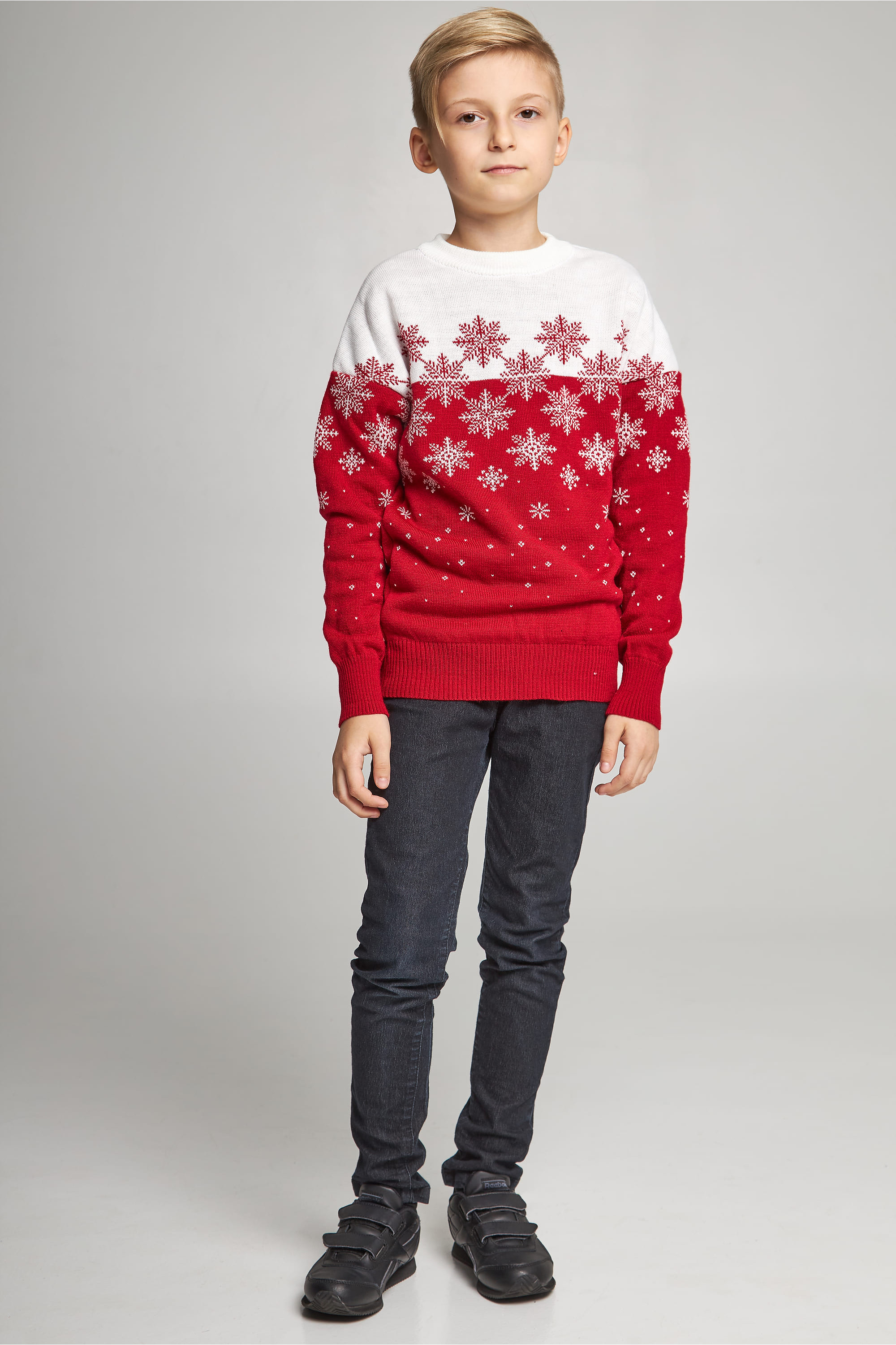 Knitted sweater for a boy Snowflake Red
