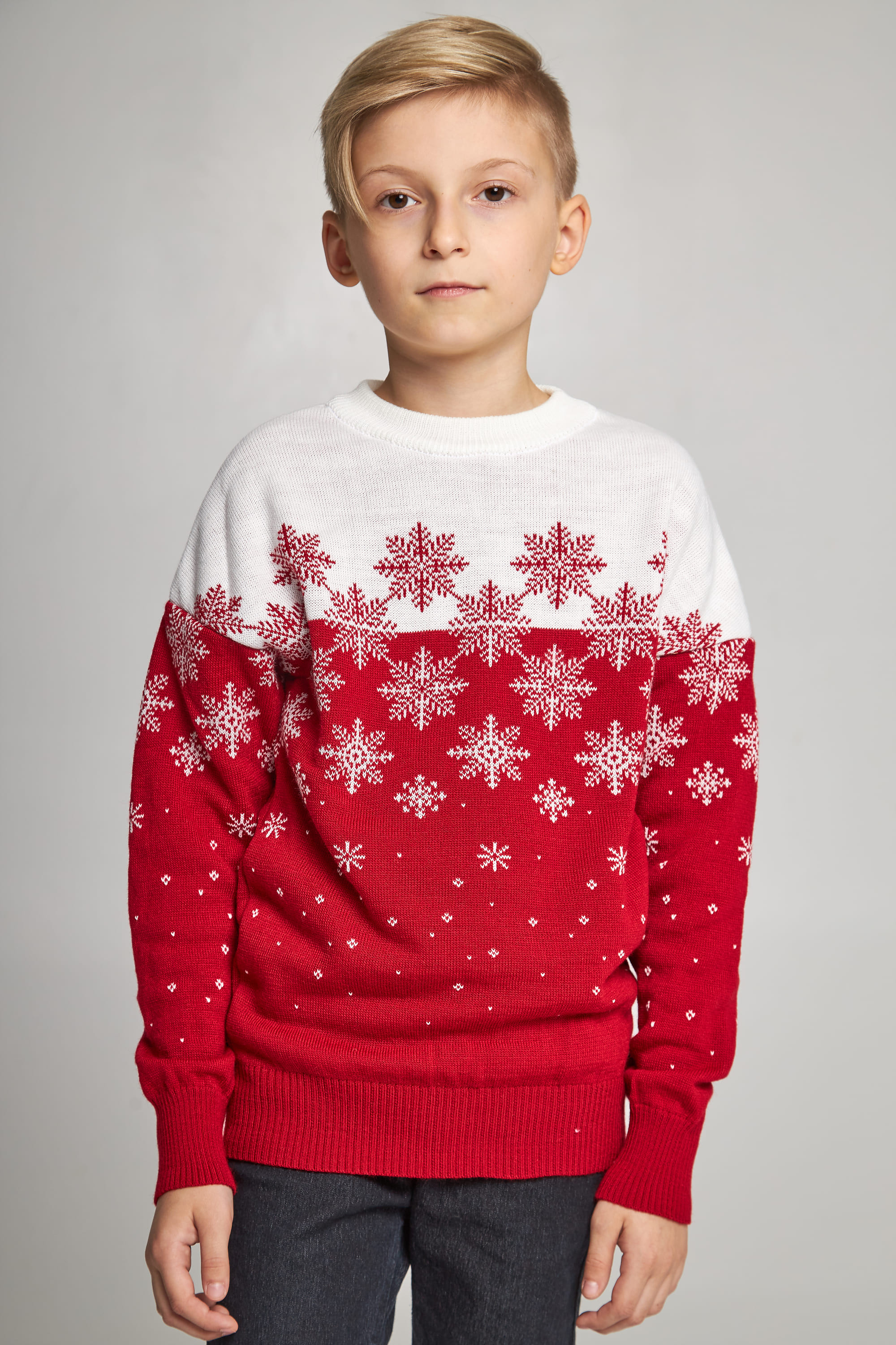 Knitted sweater for a boy Snowflake Red