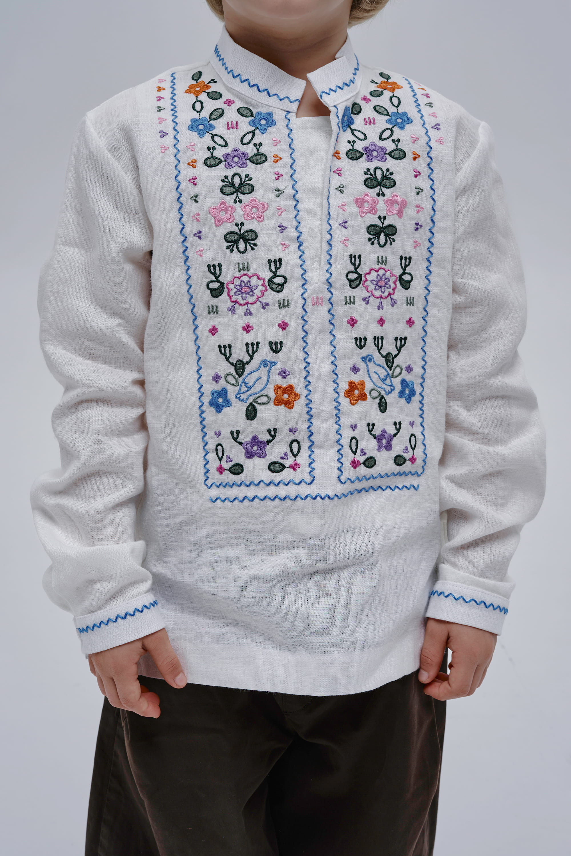 White embroidered shirt for a boy Huli-Huli