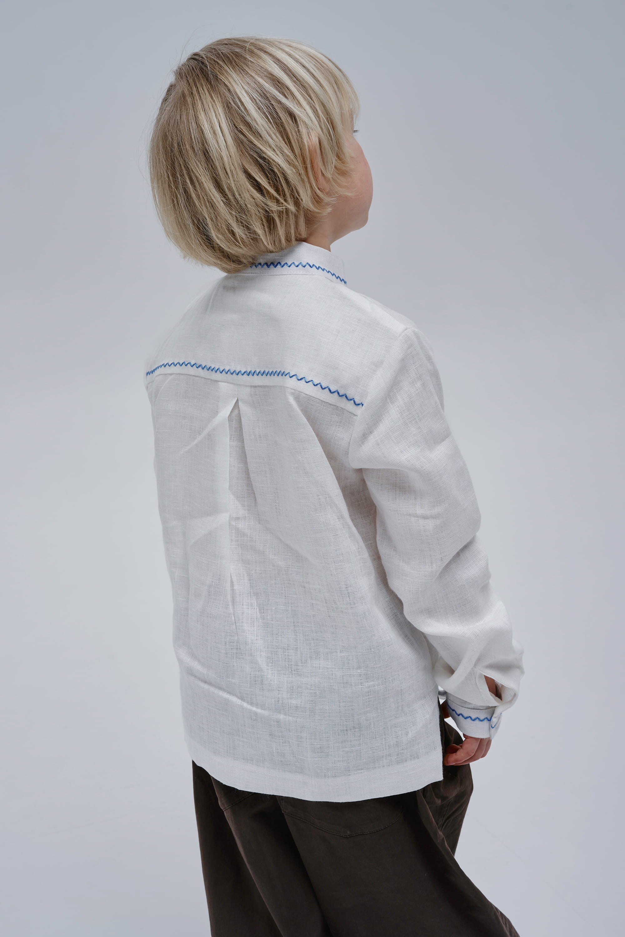 White embroidered shirt for a boy Huli-Huli | 116