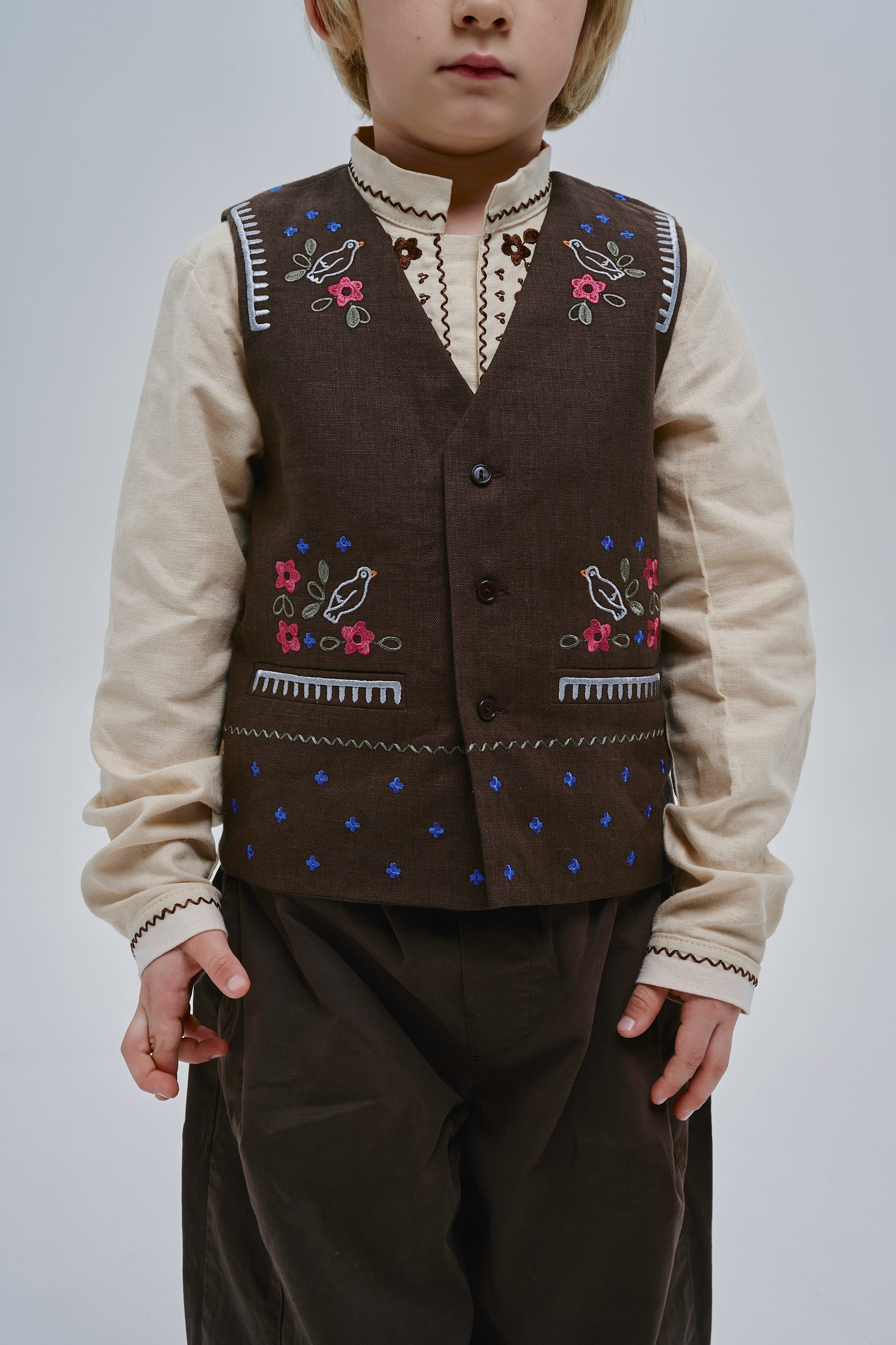 Boys’ Brown Embroidered Vest Huli-Huli | 128-134