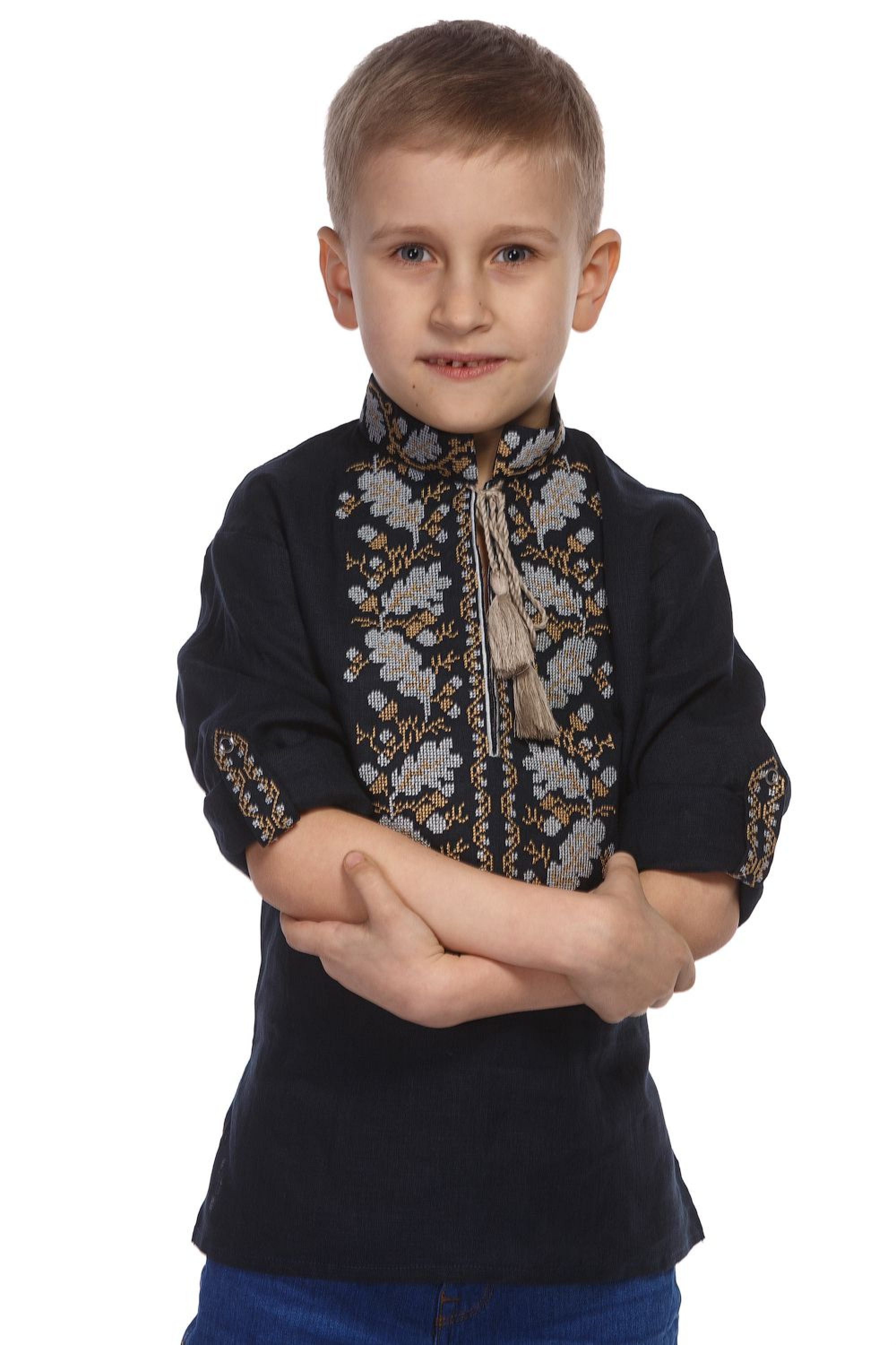 Dark blue shirt for the boy embroidered with oak leaves