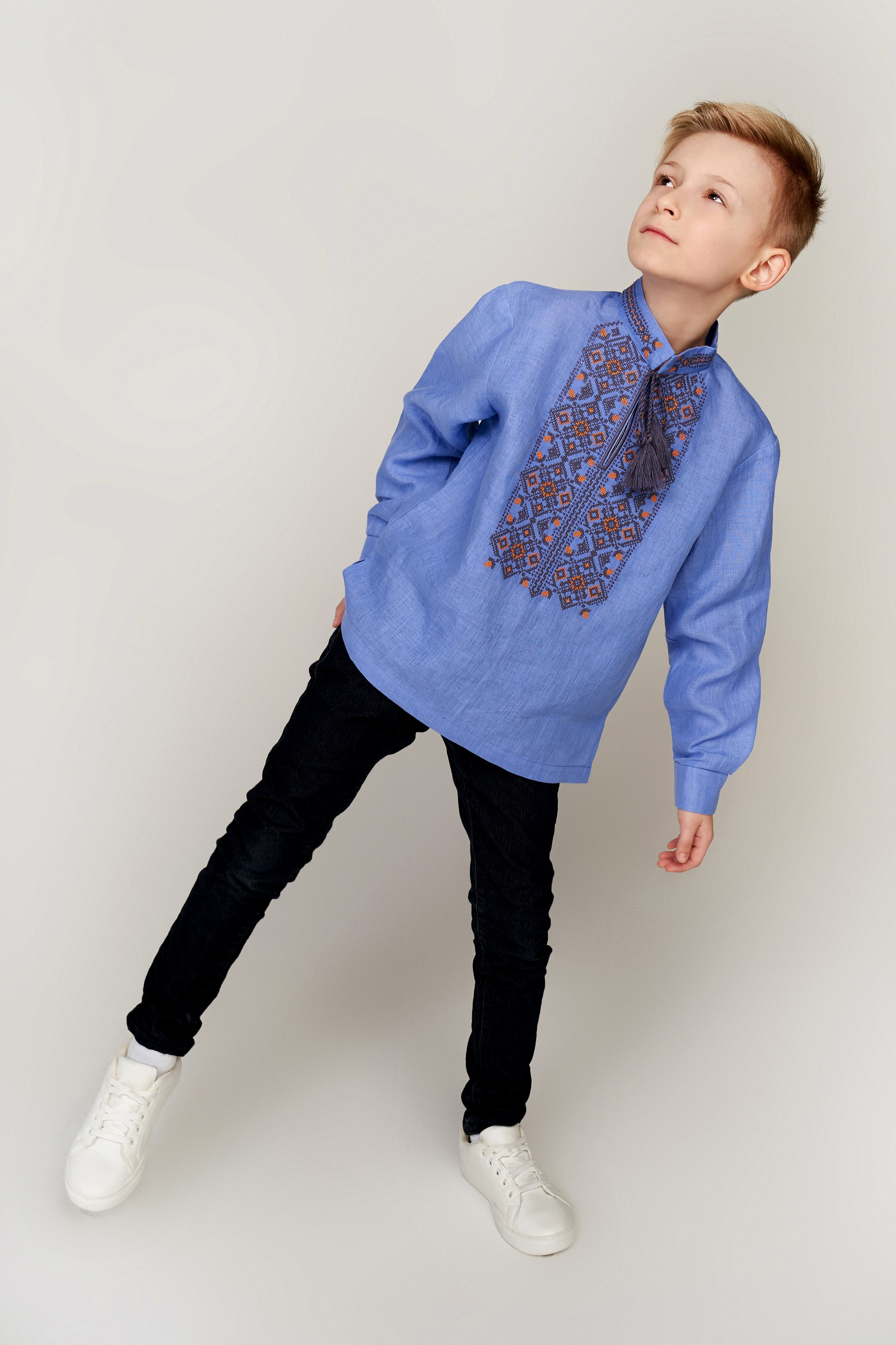 Children's embroider for a boy Blue with brushes