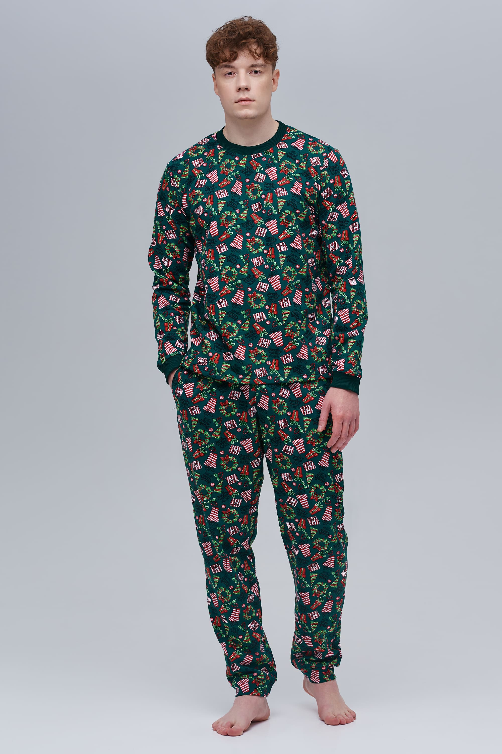 Men’s green Christmas pajama