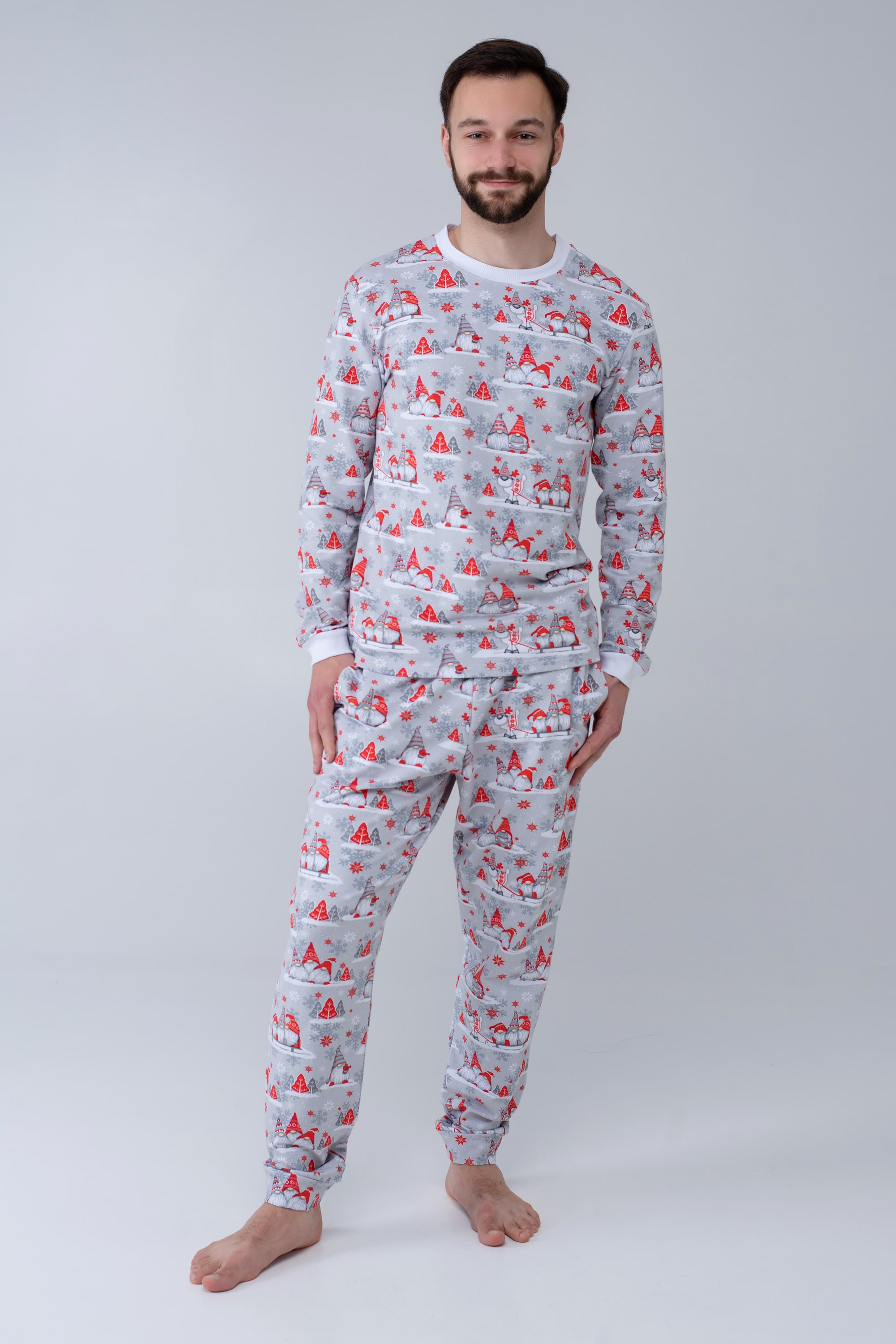 Men's warm New Year's pajamas with gnomes