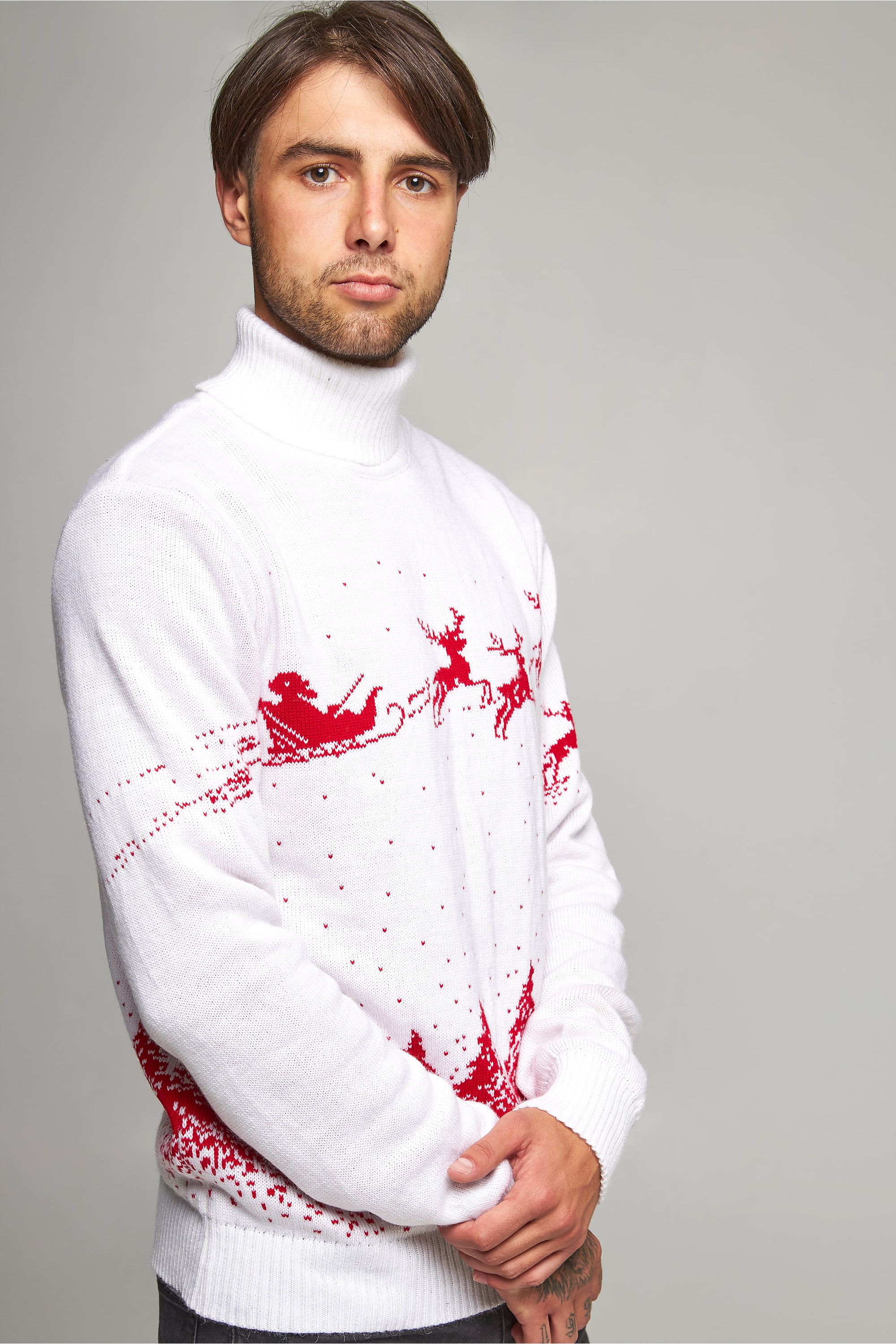 New Year's knitted sweater with deer 9
