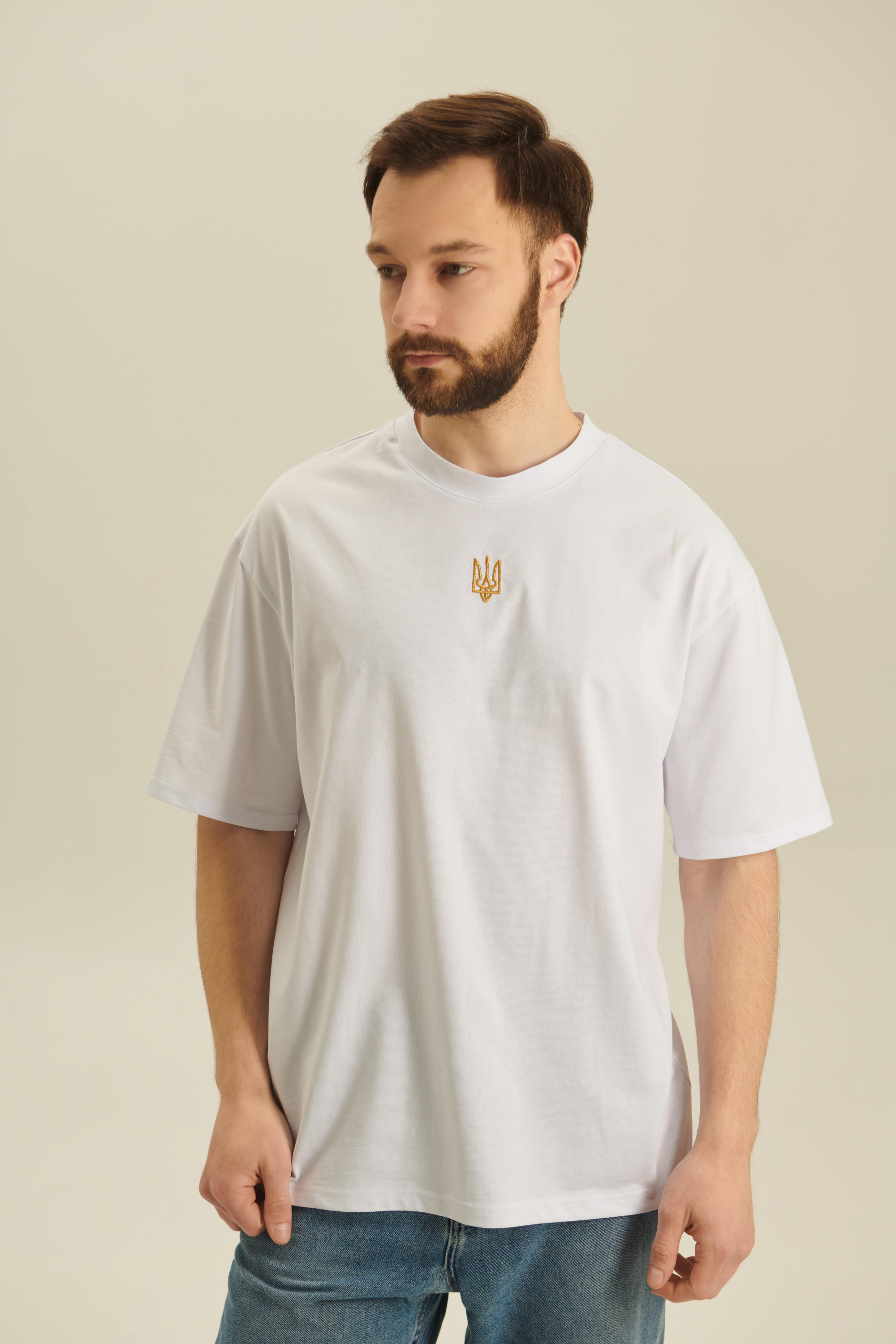 Men's embroidered T-shirt with the coat of arms of Ukraine 3 | M-L