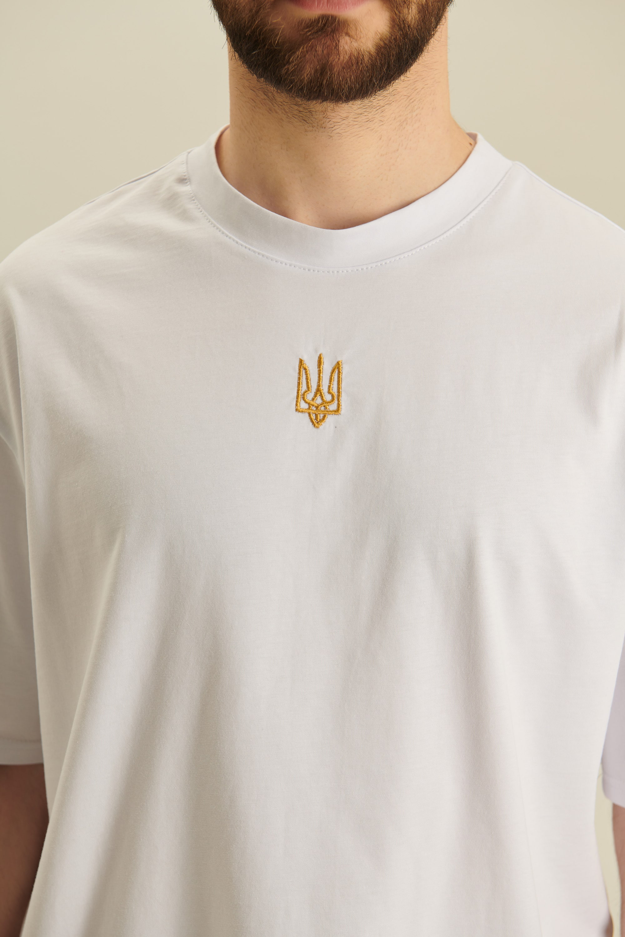 Men's embroidered T-shirt with the coat of arms of Ukraine 3