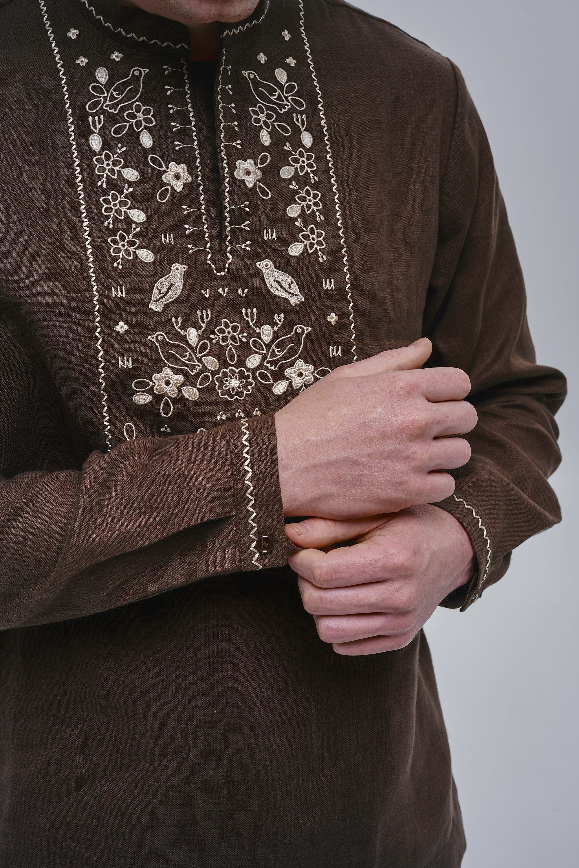 Chocolate embroidered men's shirt Huli-Huli | XS | 44