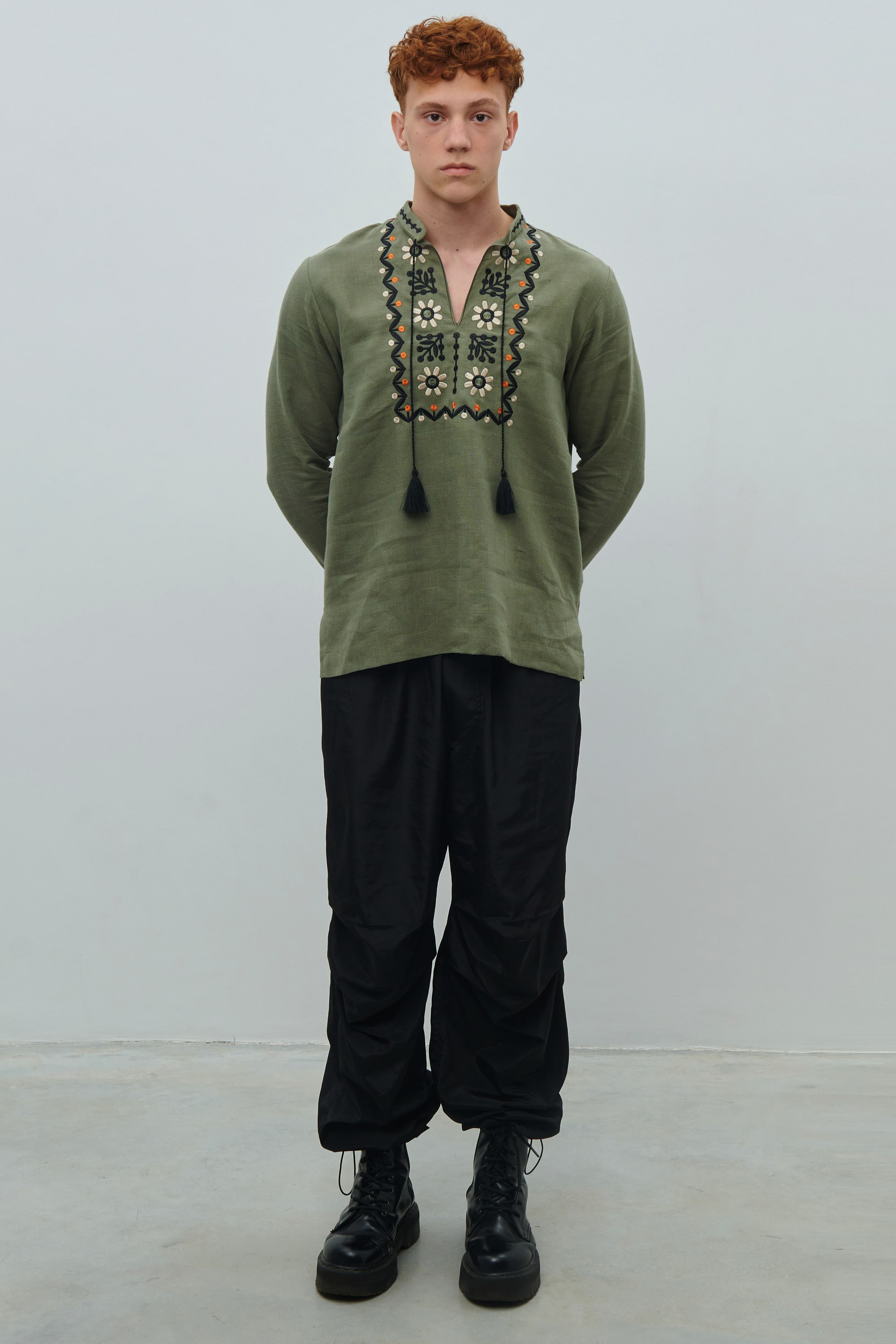 Men's embroidered linen shirt Rozkvit | XS | 44