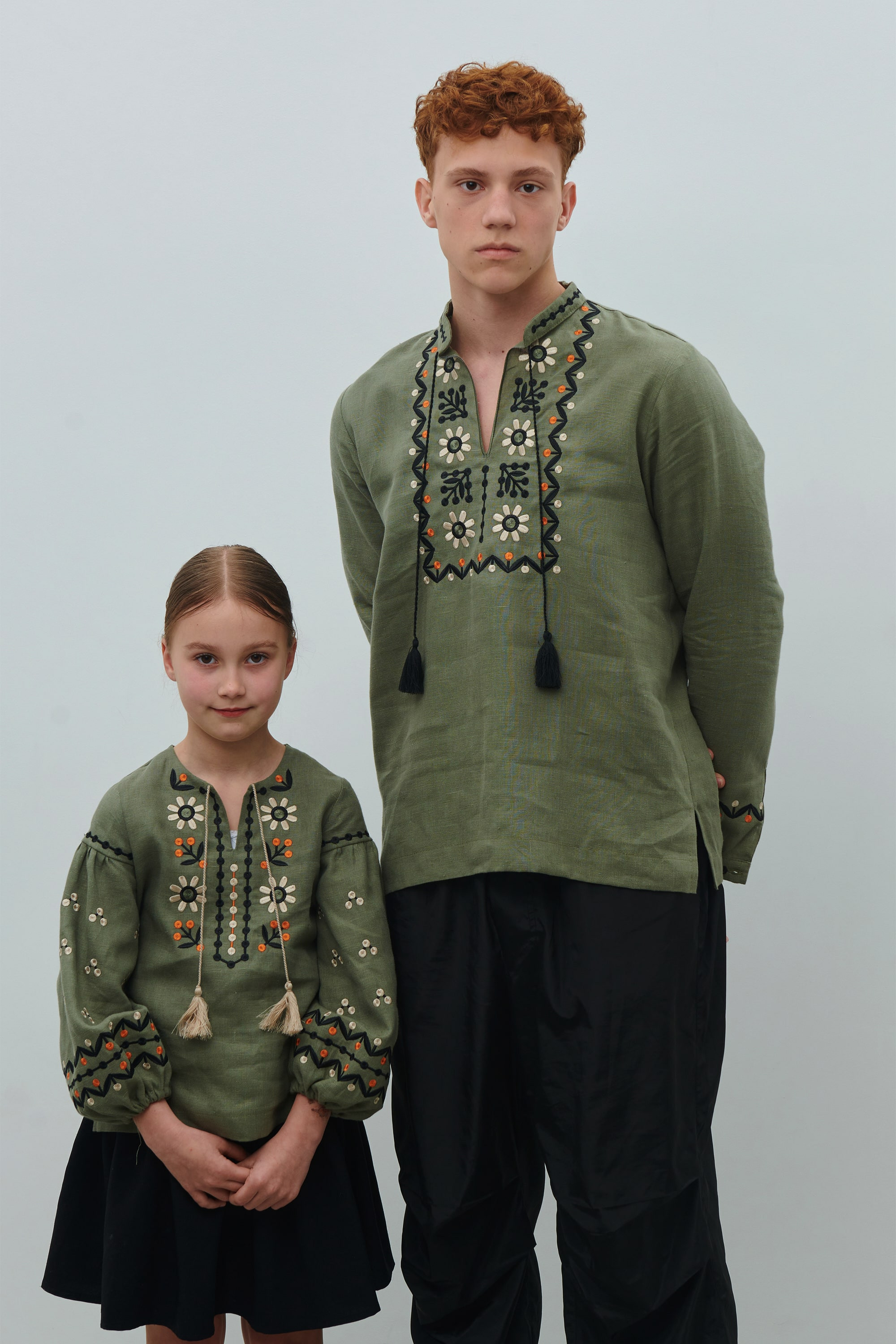 Men's embroidered linen shirt Rozkvit | XS | 44