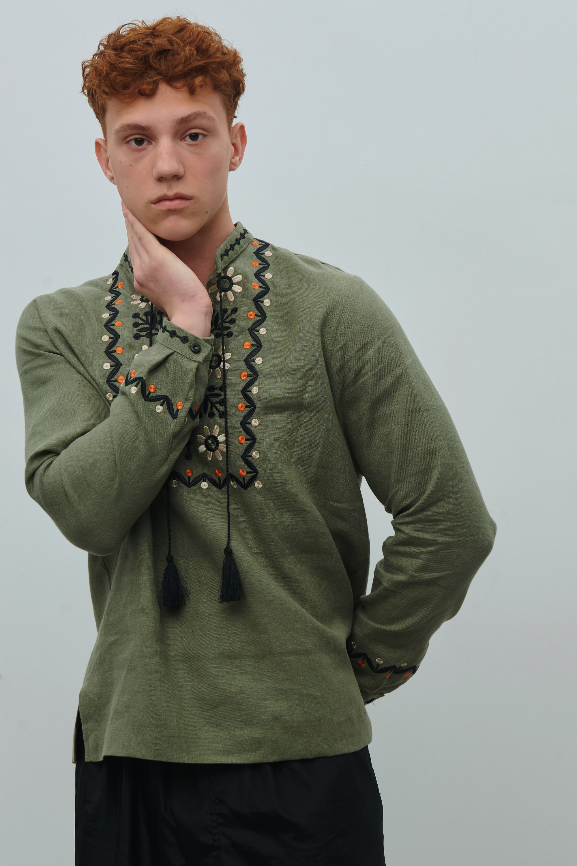 Men's embroidered linen shirt Rozkvit | XS | 44