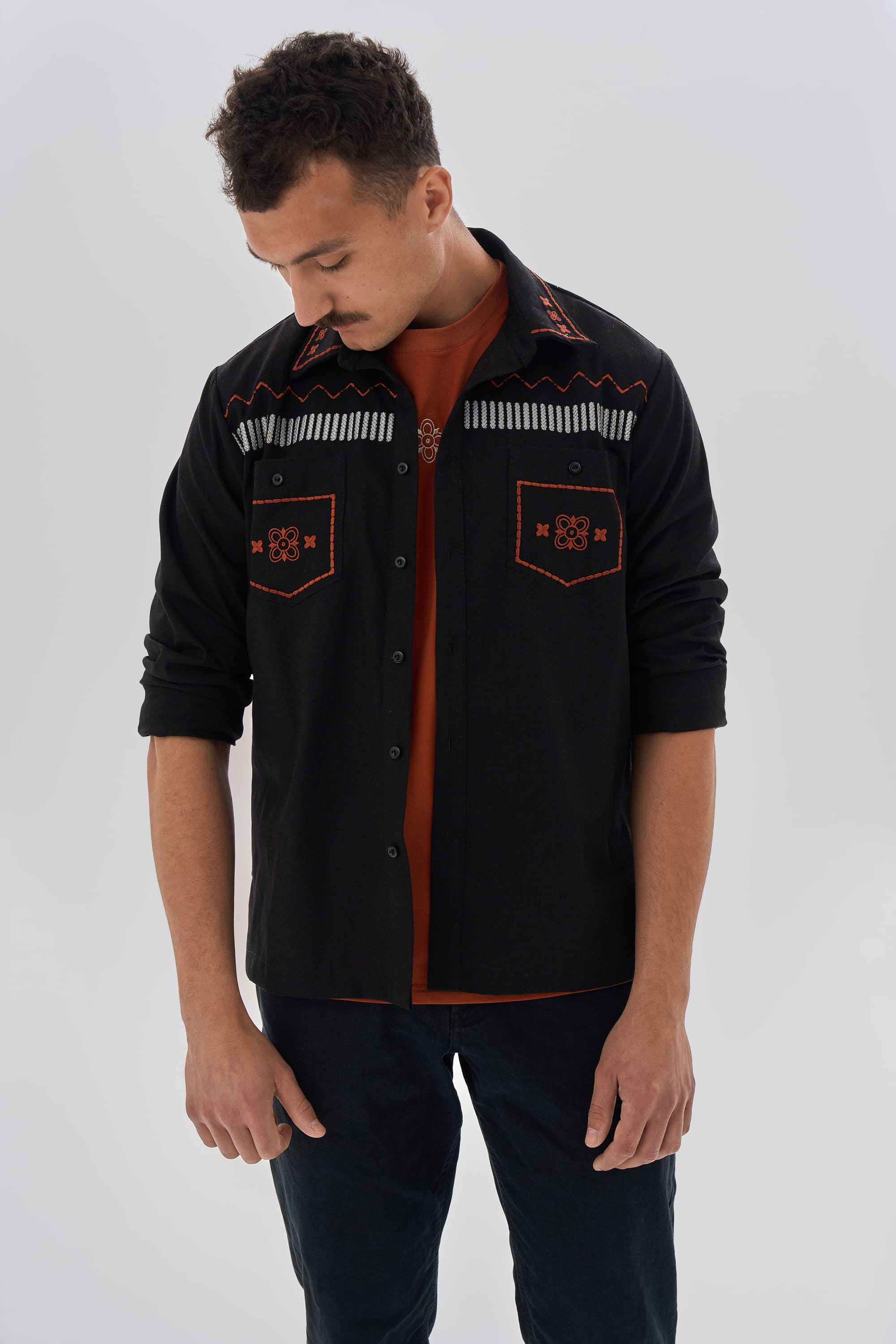 Men's embroidered shirt Dereviy 2 | XS | 44