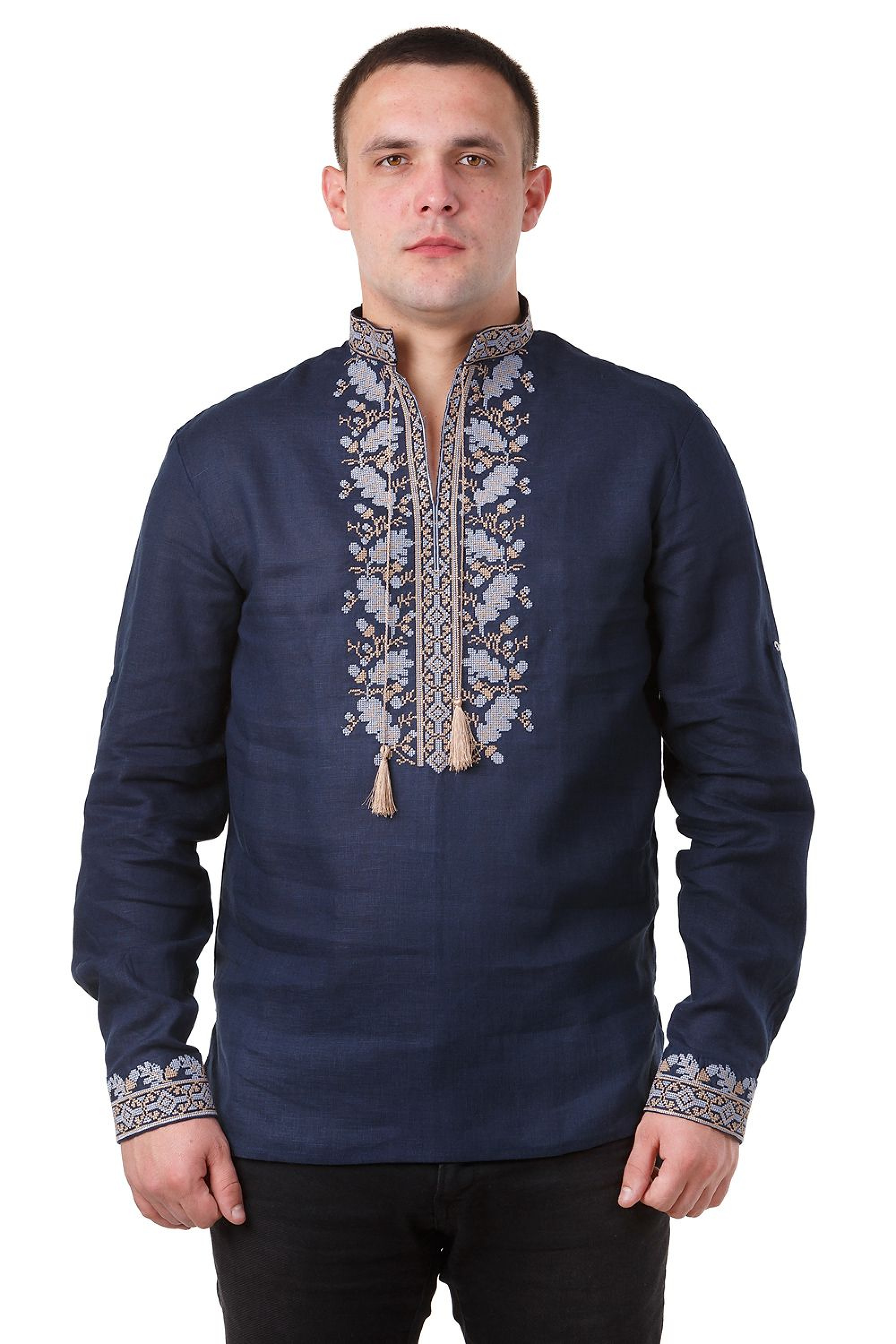 Men's embroidered shirt with a counter and long sleeve