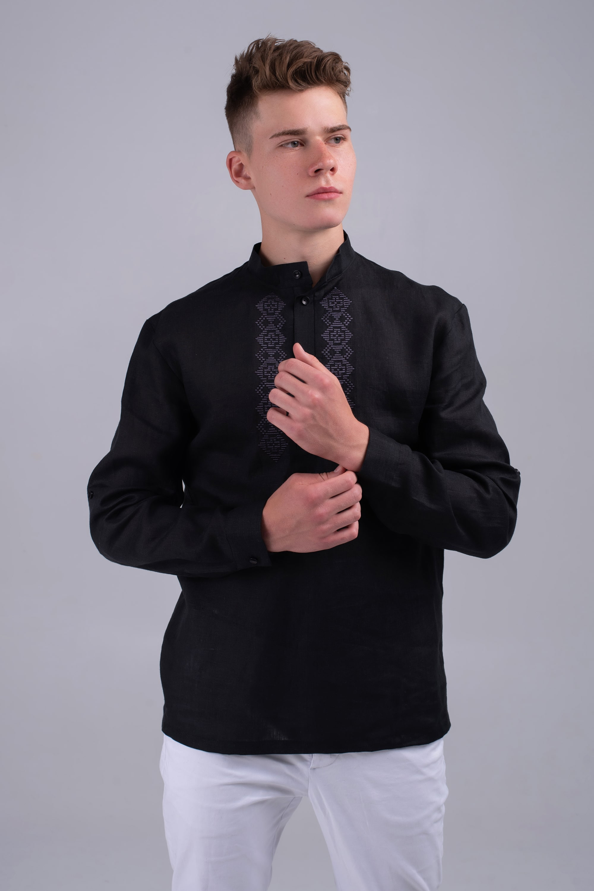 Men's embroidered shirt black | XS | 44