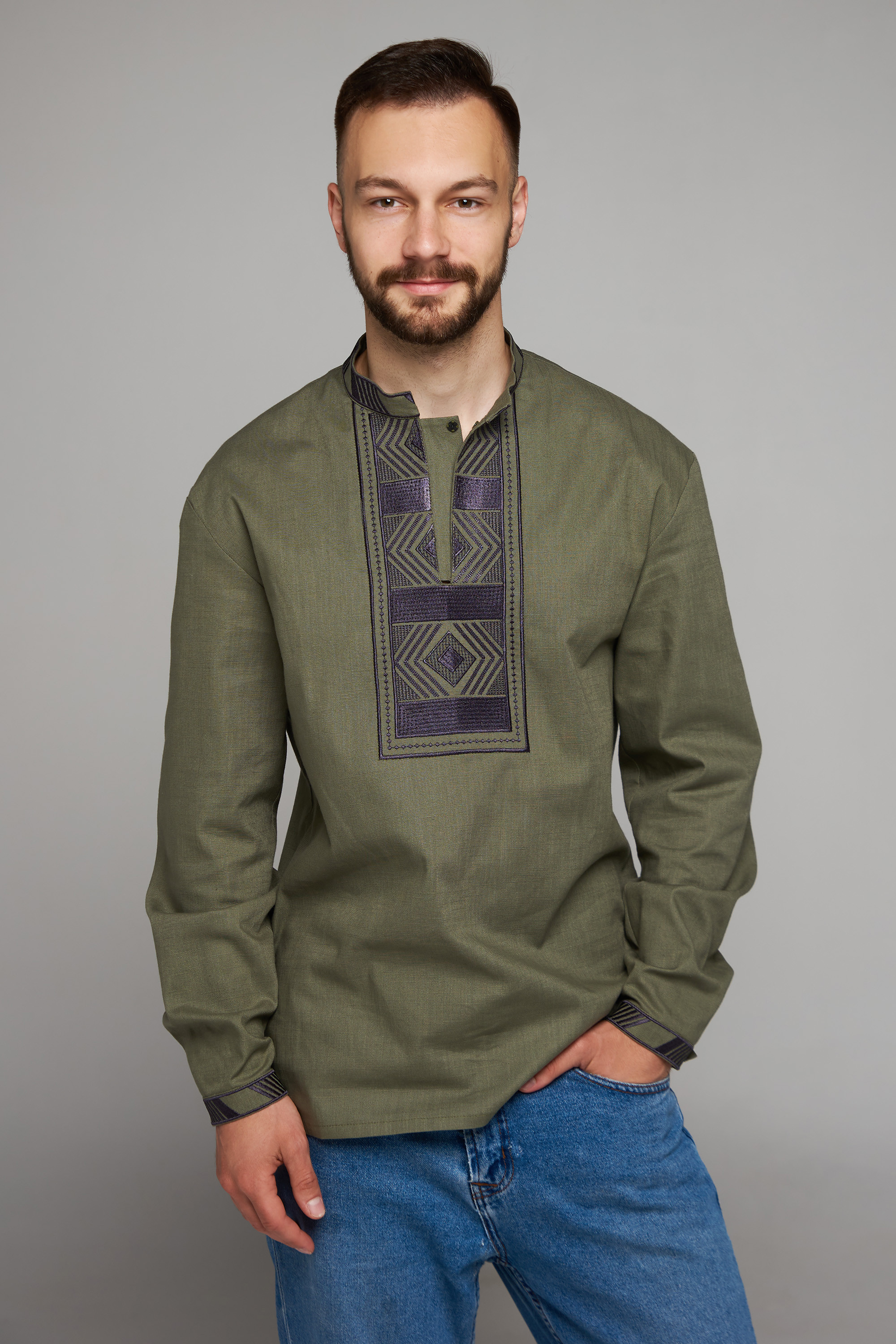 Men's embroidered shirt dark blue with a clasp on the bar Khaki