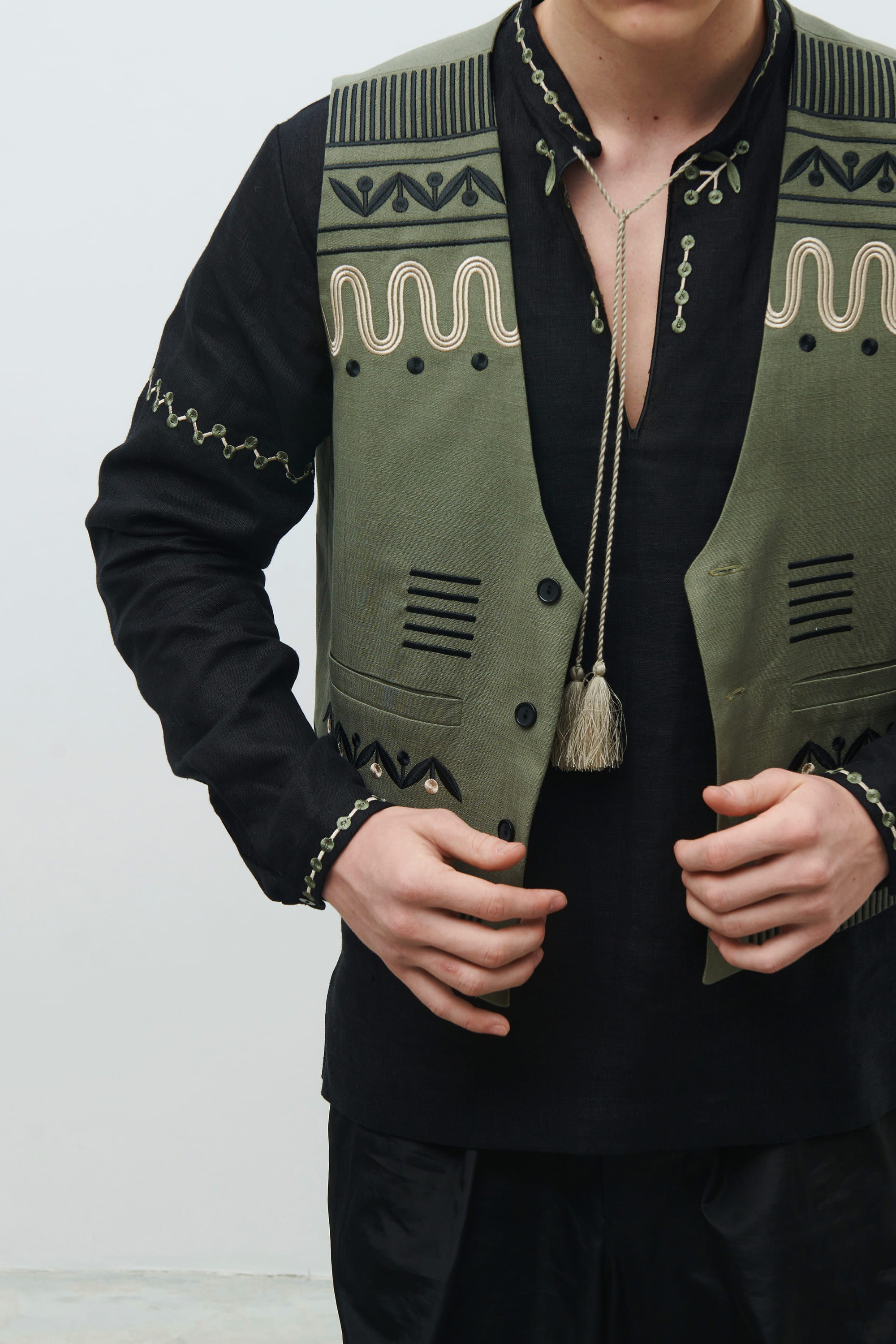 A set of a men's shirt with a vest Gillia 2 | XS | 44