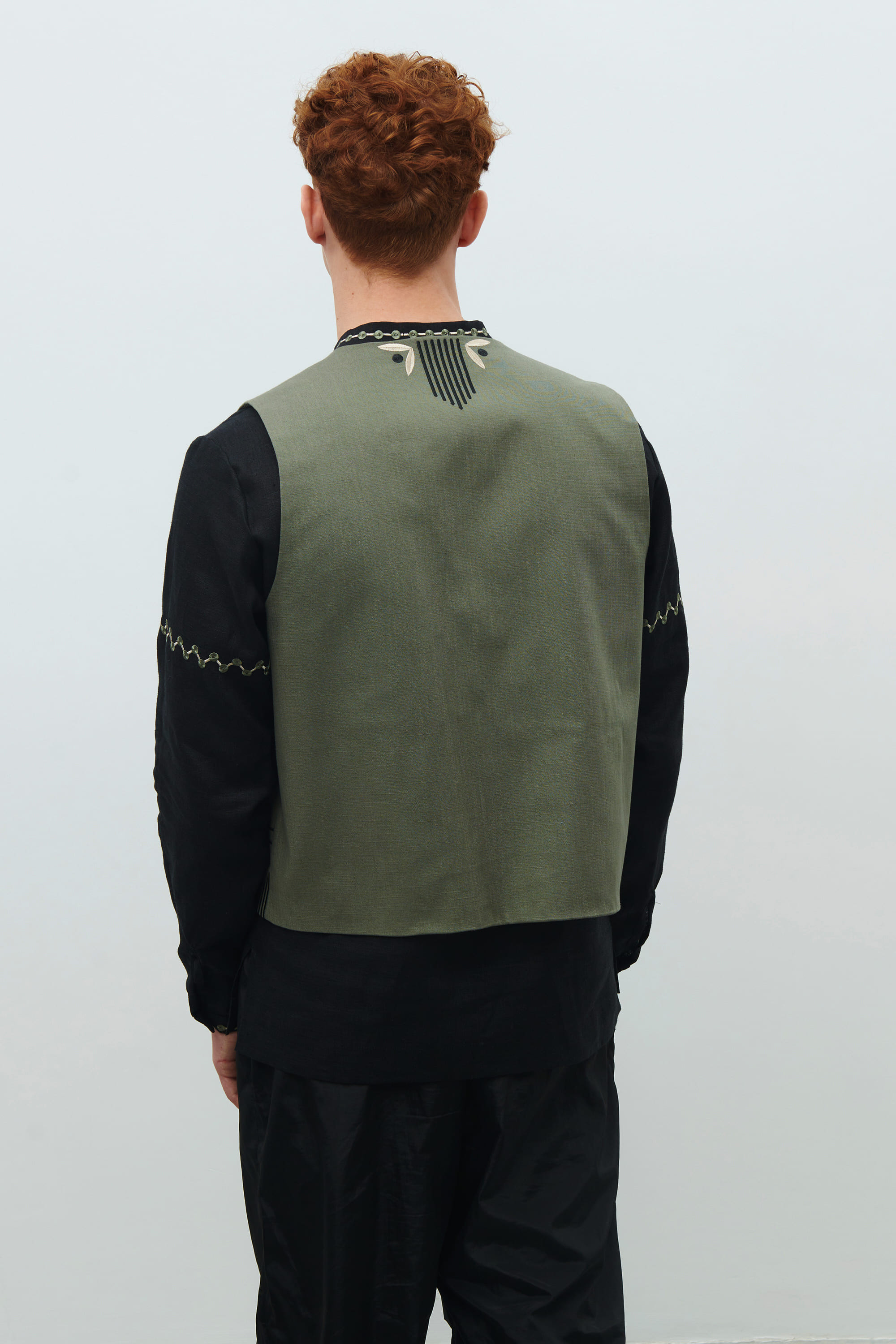 A set of a men's shirt with a vest Gillia 2 | XS | 44