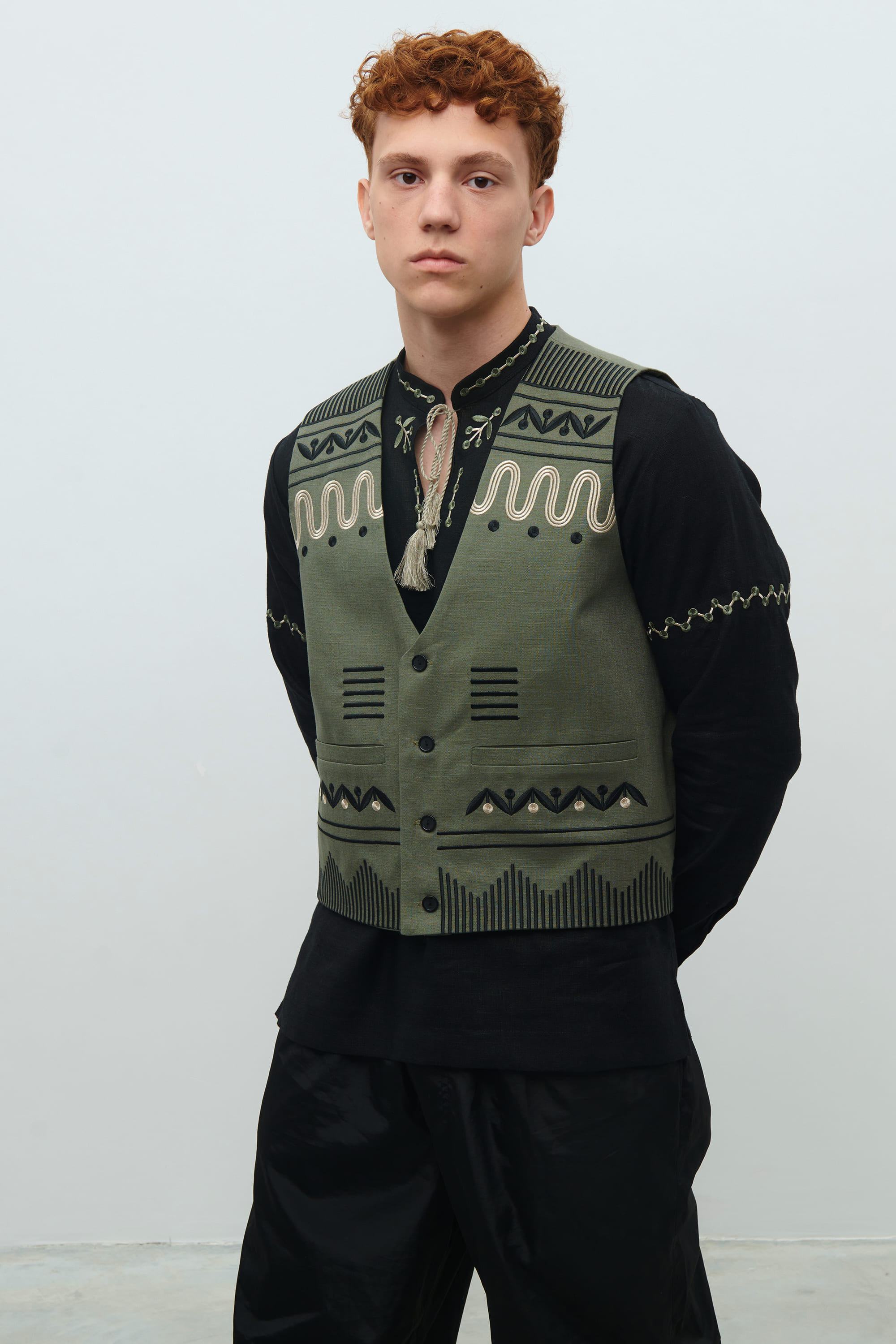 A set of a men's shirt with a vest Gillia 2 | XS | 44