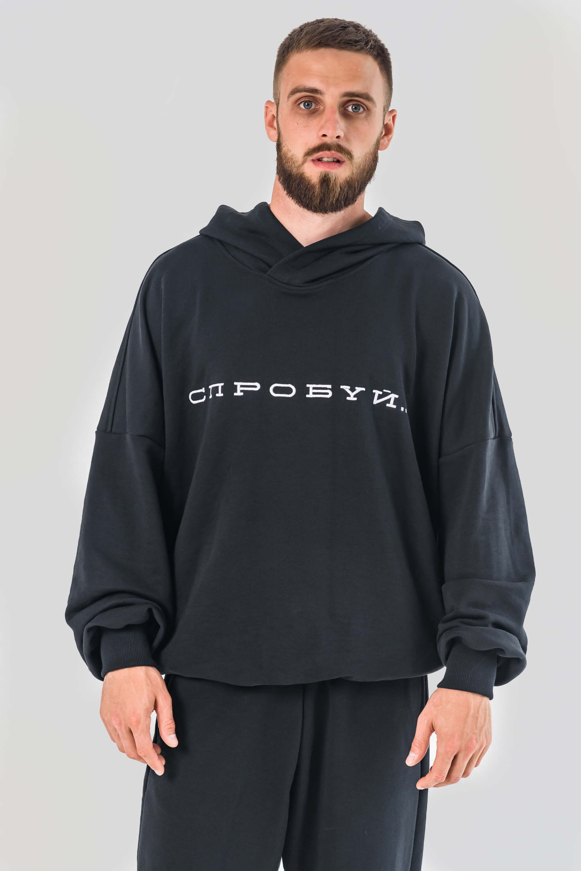 Hudy black color
